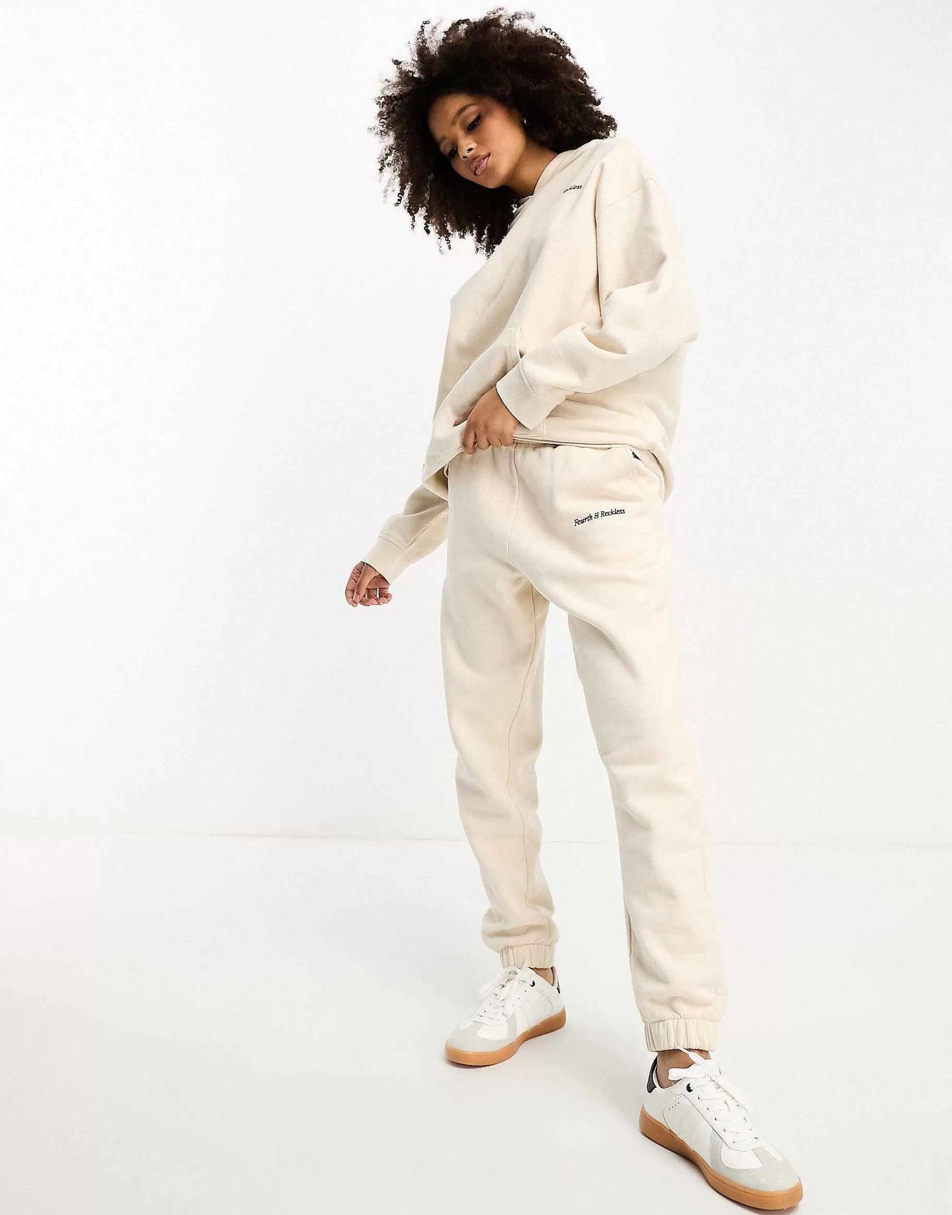 Women 4th & Reckless Lounge Tracksuit In Cream