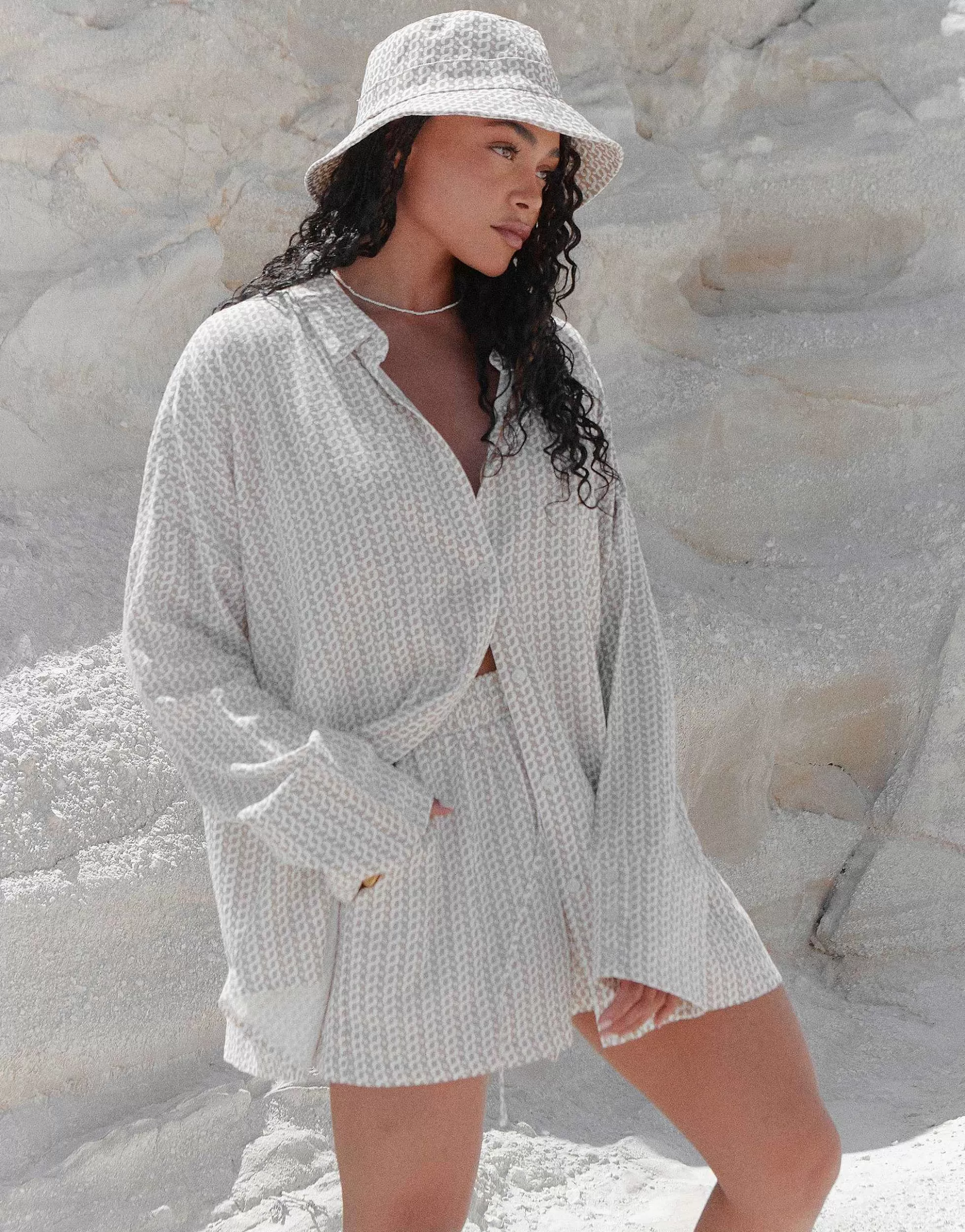 Women 4th & Reckless X Loz Vassallo Alice Linen Printed Beach Co-Rd In Cream And Whit