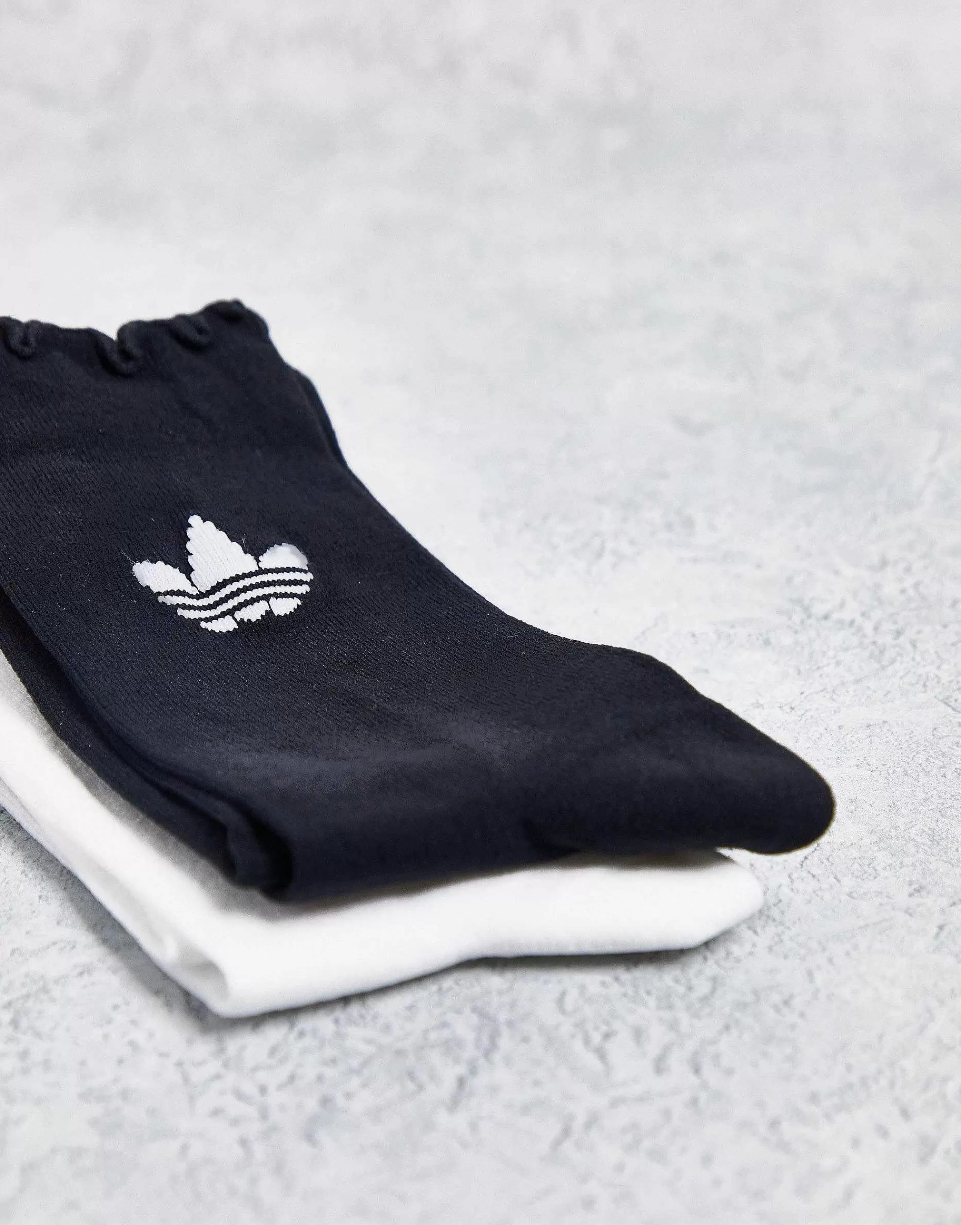 Men adidas Originals 2 Pack Ruffle Socks In Black And White