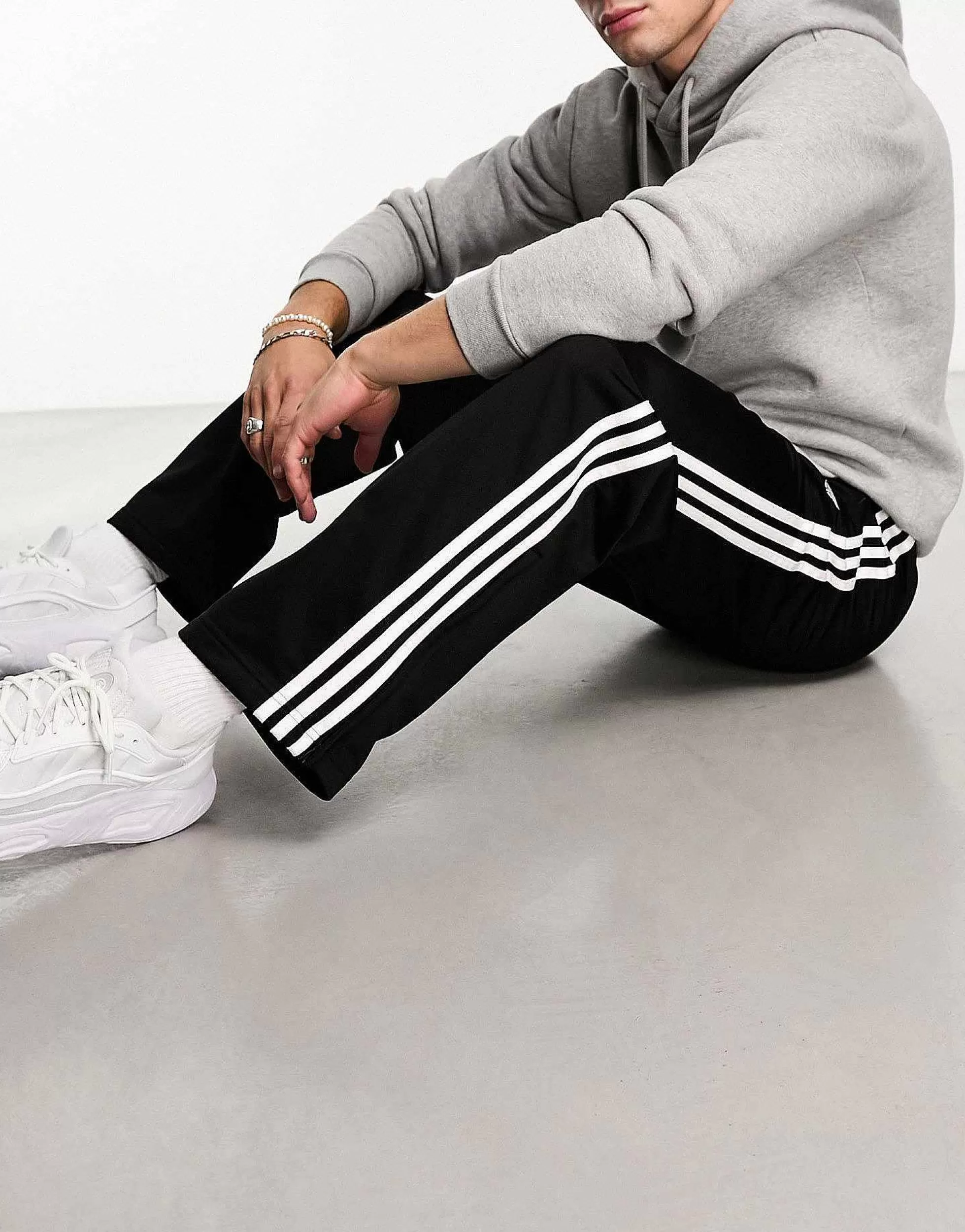 Men adidas Originals Firebird Trackpants In