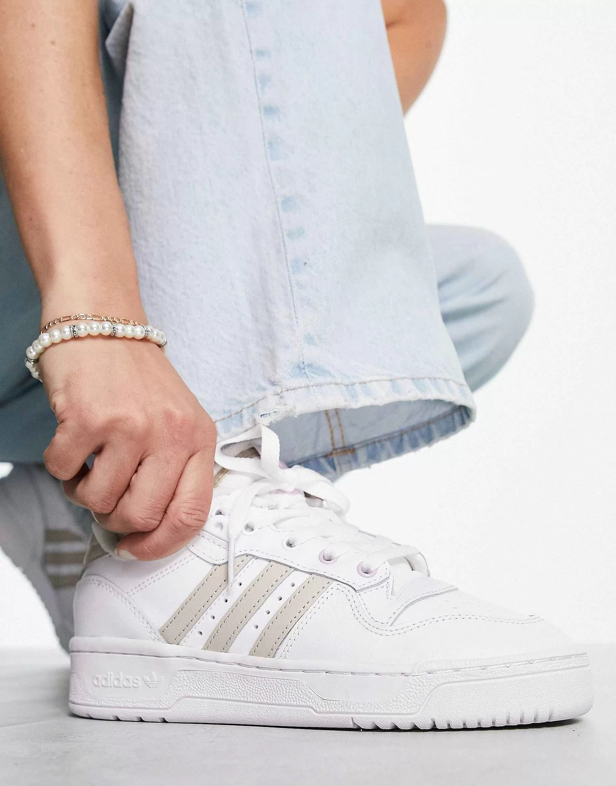 Women adidas Originals Rivalry Low Trainers In And Beige