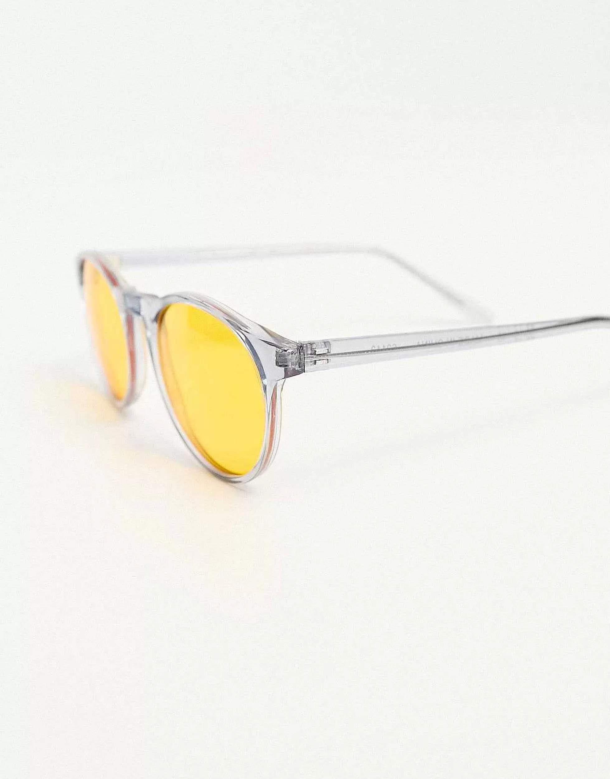 Men AJ Morgan Grad School Retro Round Sunglasses In With Amber Lens