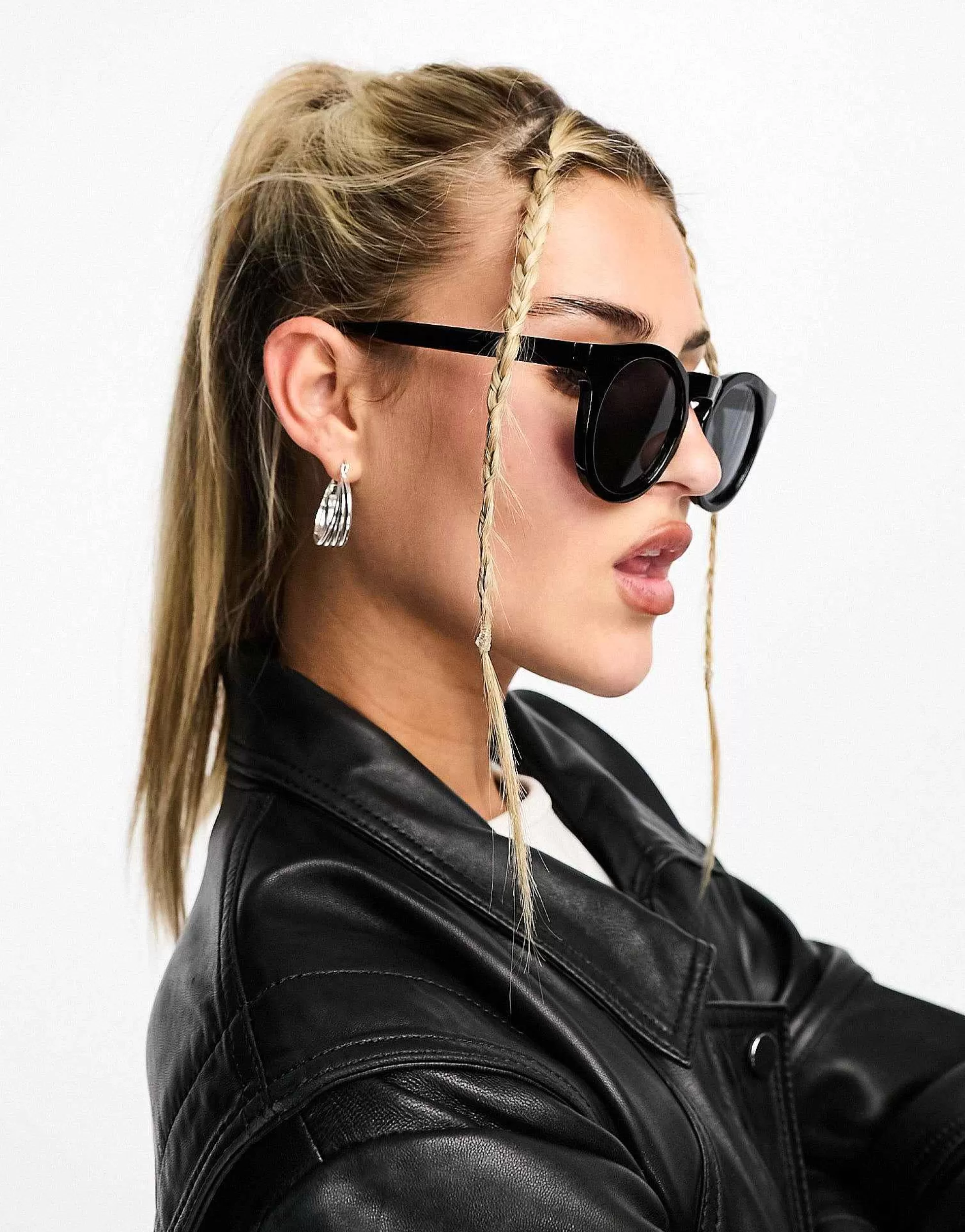 Women AJ Morgan Retro Round Sunglasses In