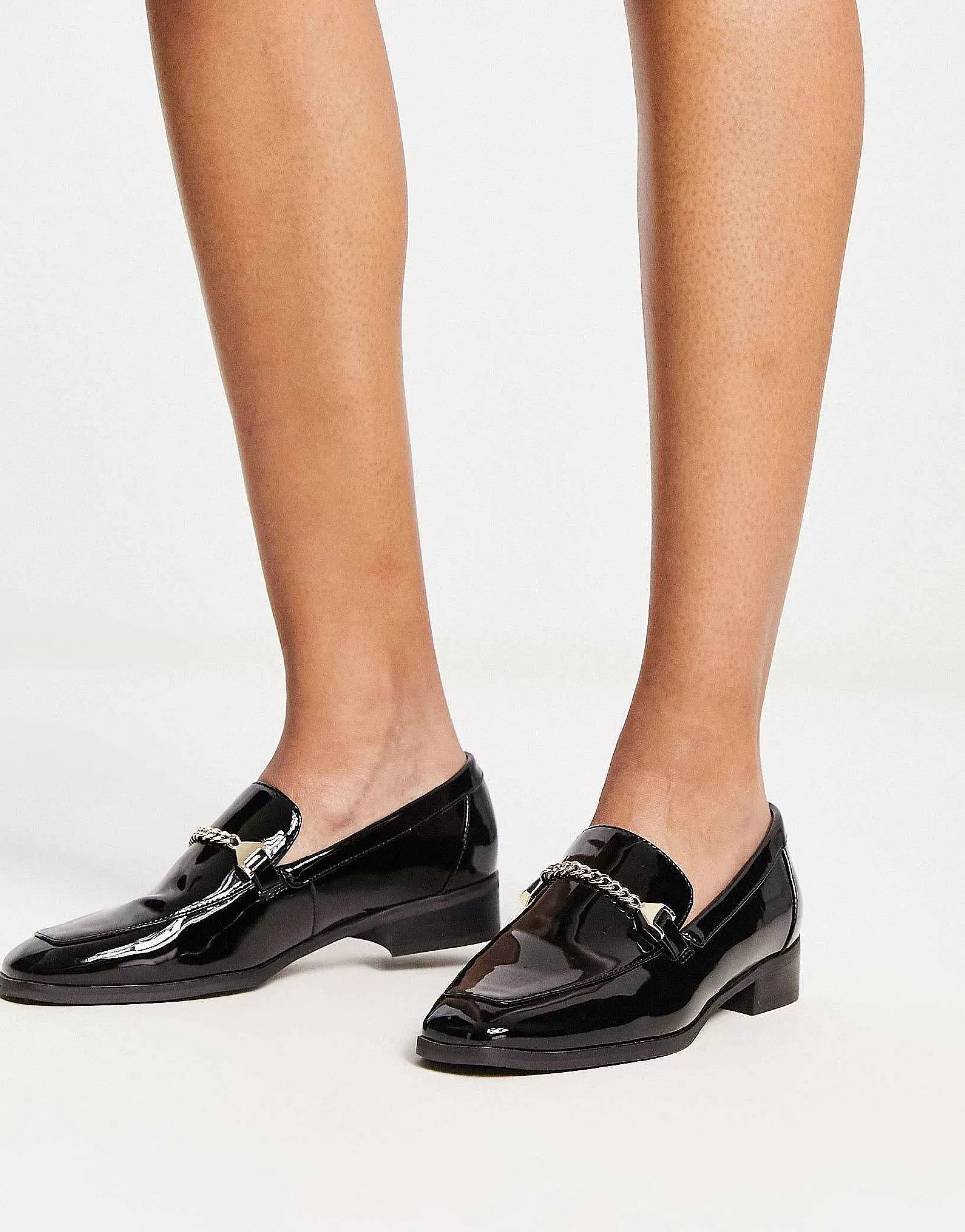 Women ALDO Valenaclya Chain Loafers In Patent