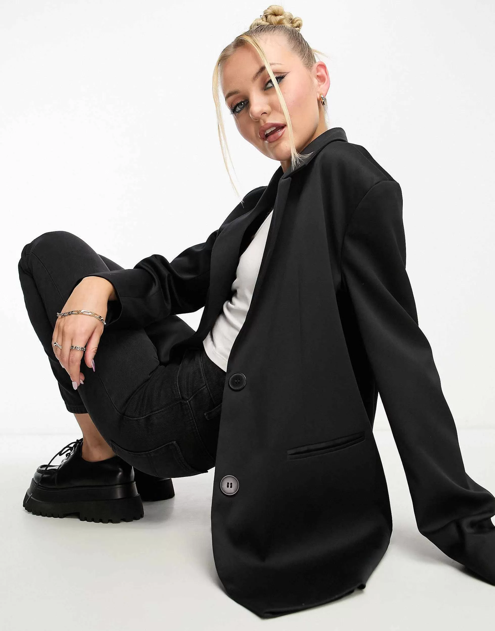 Women Collusion Oversized Woven Blazer With Pockets In