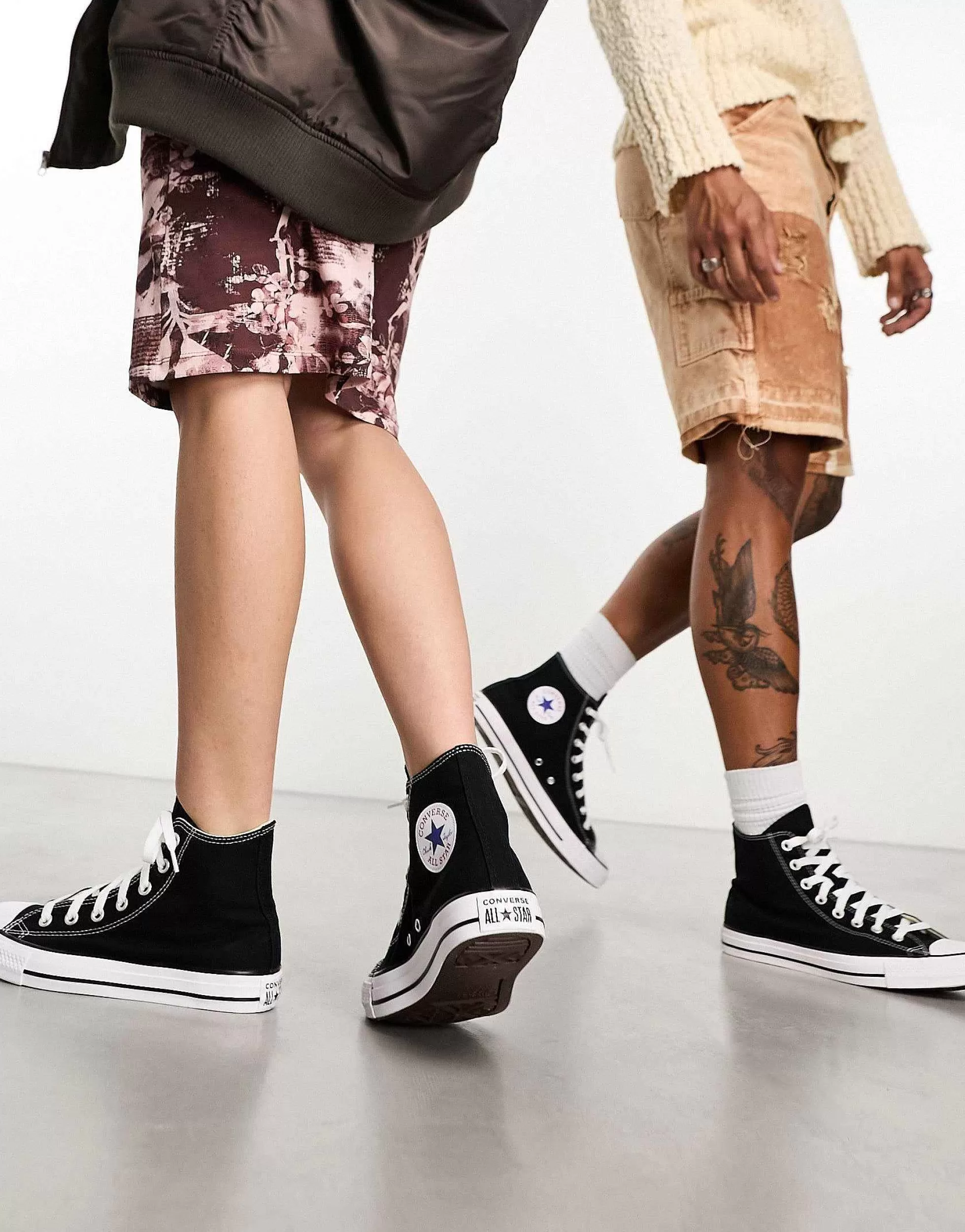 Women Converse Chuck Taylor All Star Hi Wide Fit Unisex Trainers In