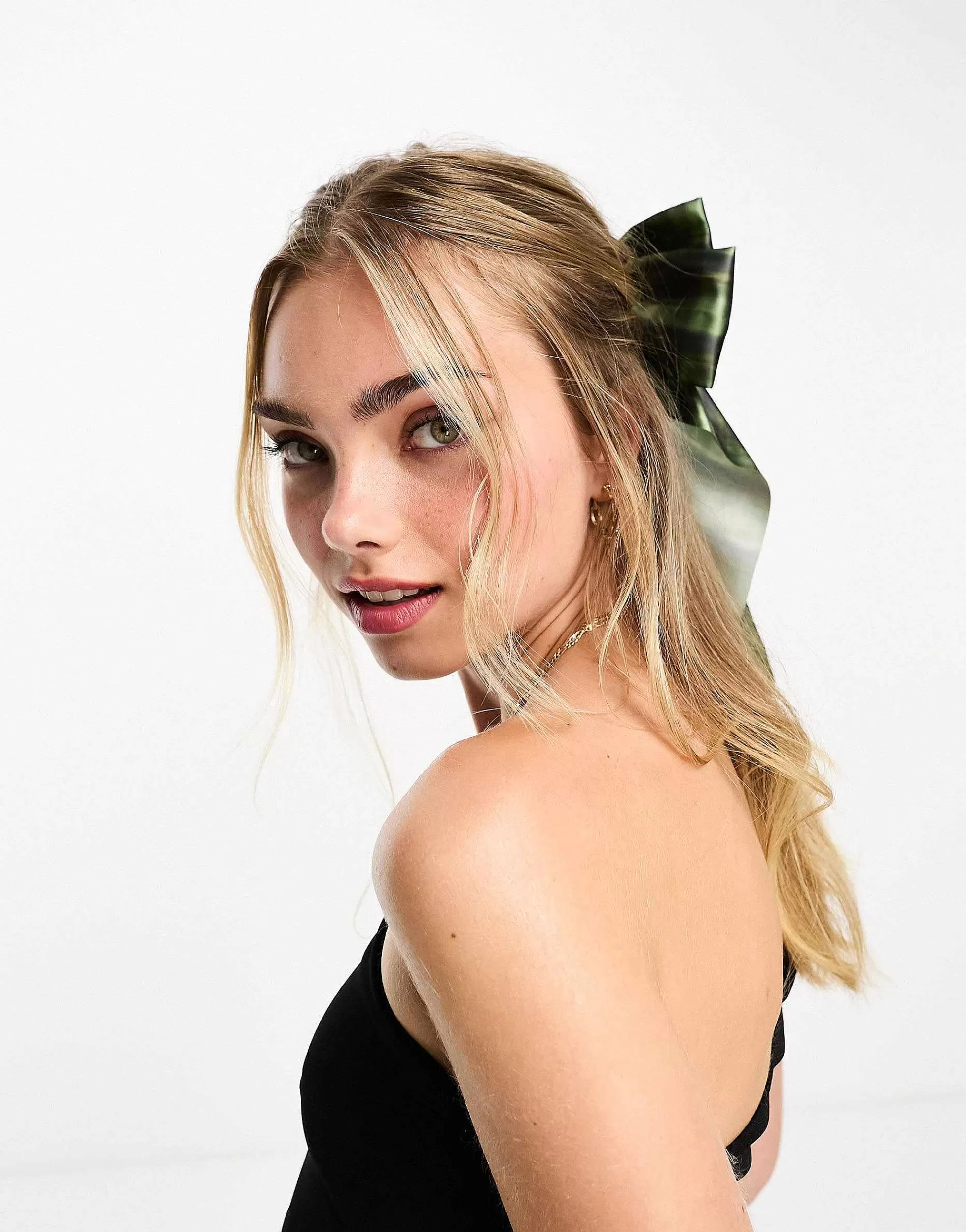Women Daisy Street Check Hair Bow In