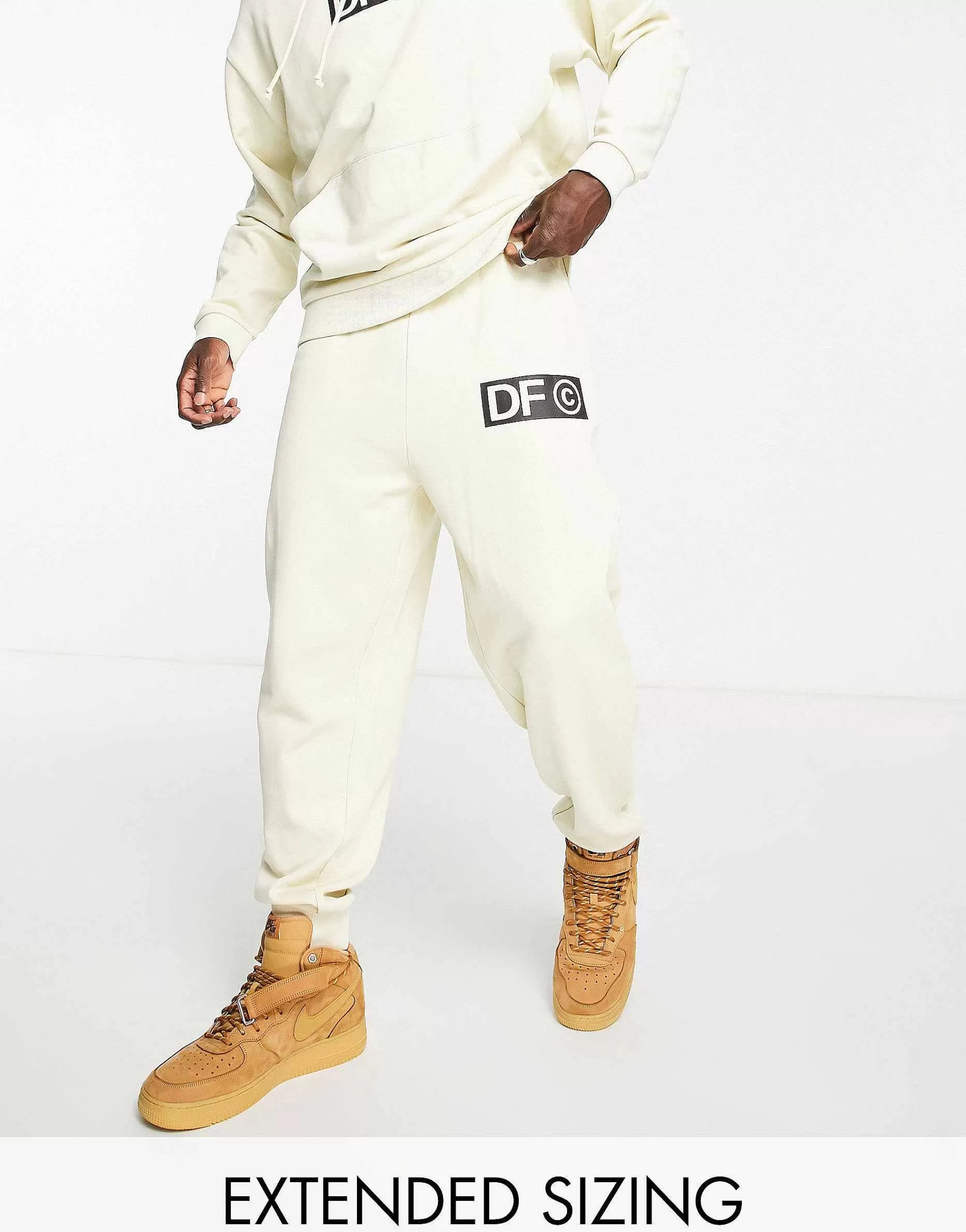 Men DESIGN Dark Future Co-Ord With Front And Back Logo Prints In Ecru
