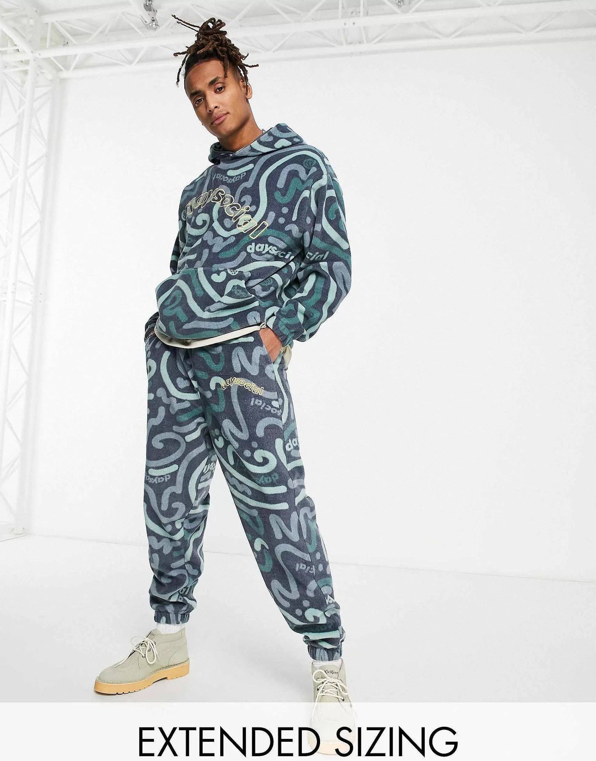 Men DESIGN Daysocial Co-Ord Relaxed Joggers In Polar Fleece With All Over Doodle Print In