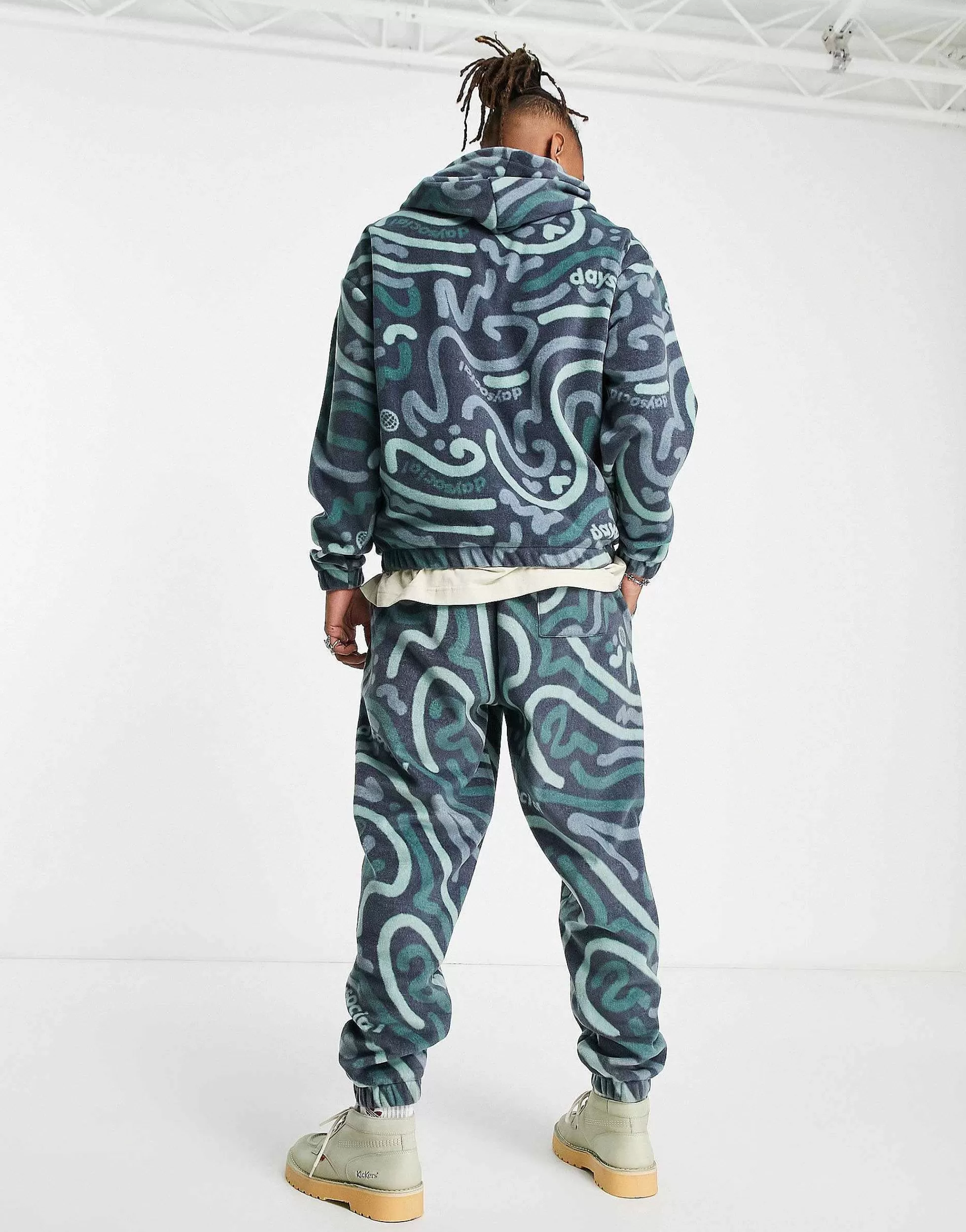 Men DESIGN Daysocial Co-Ord Relaxed Joggers In Polar Fleece With All Over Doodle Print In