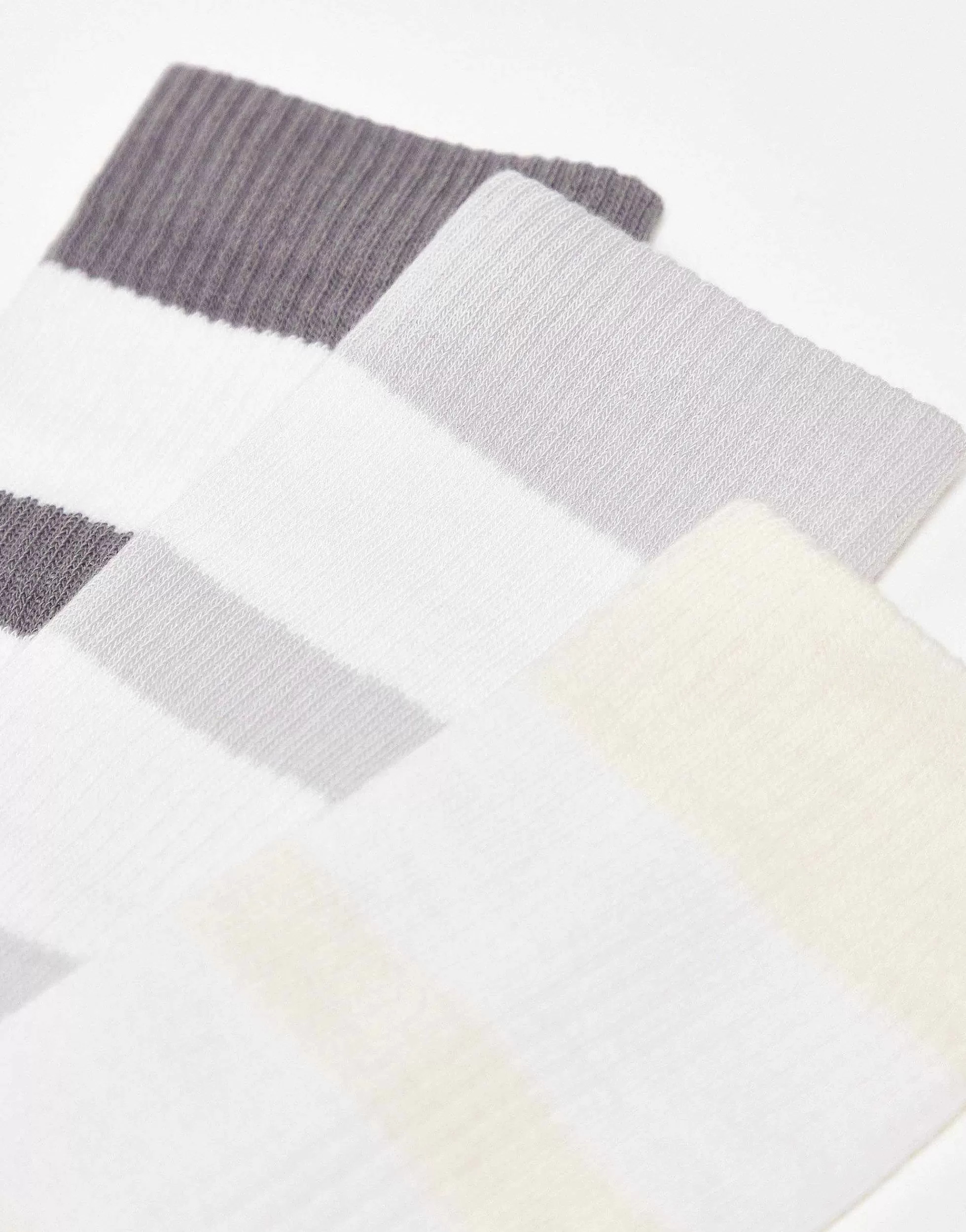 Men DESIGN 3 Pack Sports Sock With Thick Stripes In Tones
