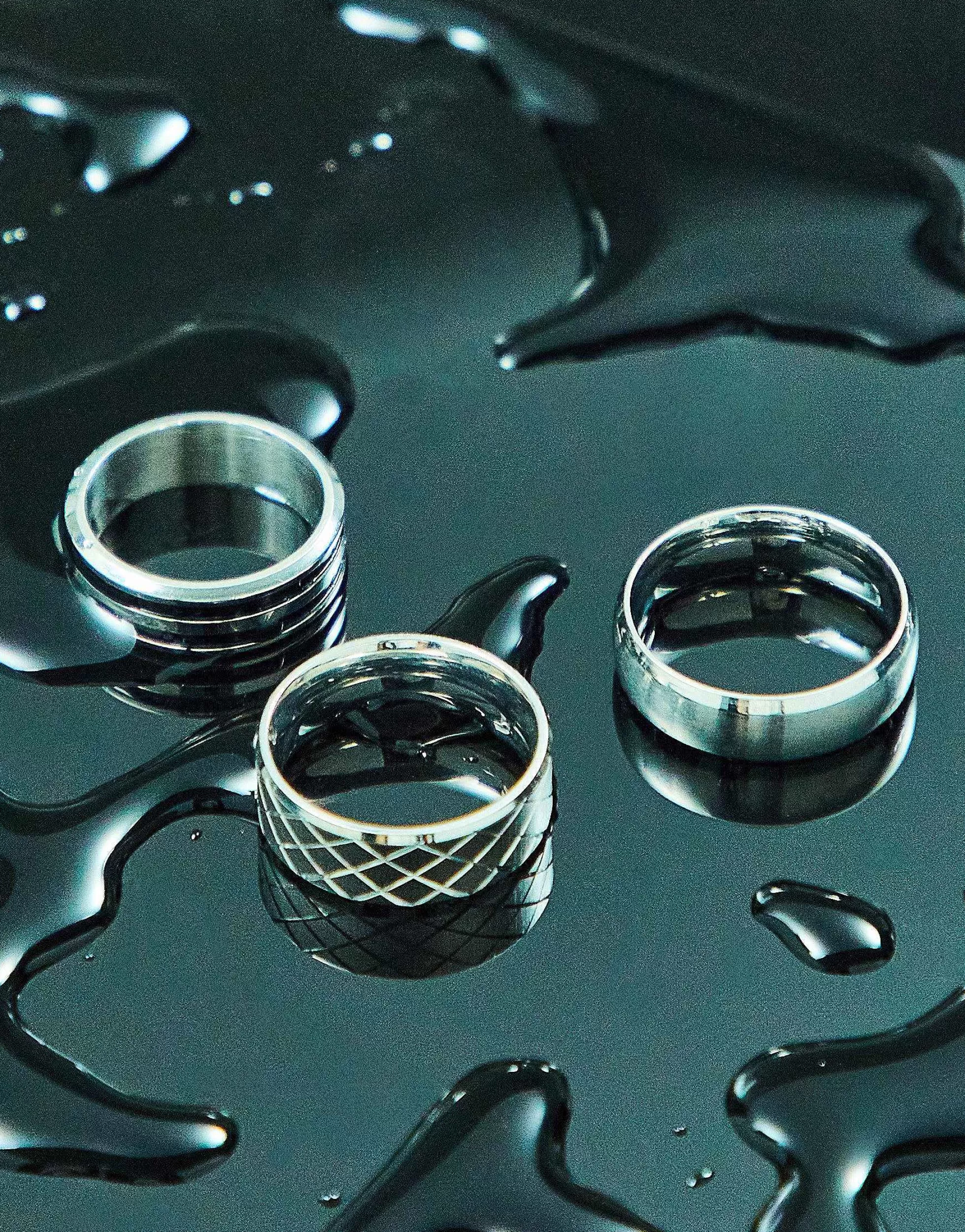 Men DESIGN 3 Pack Waterproof Stainless Steel Band Ring Set In Tone