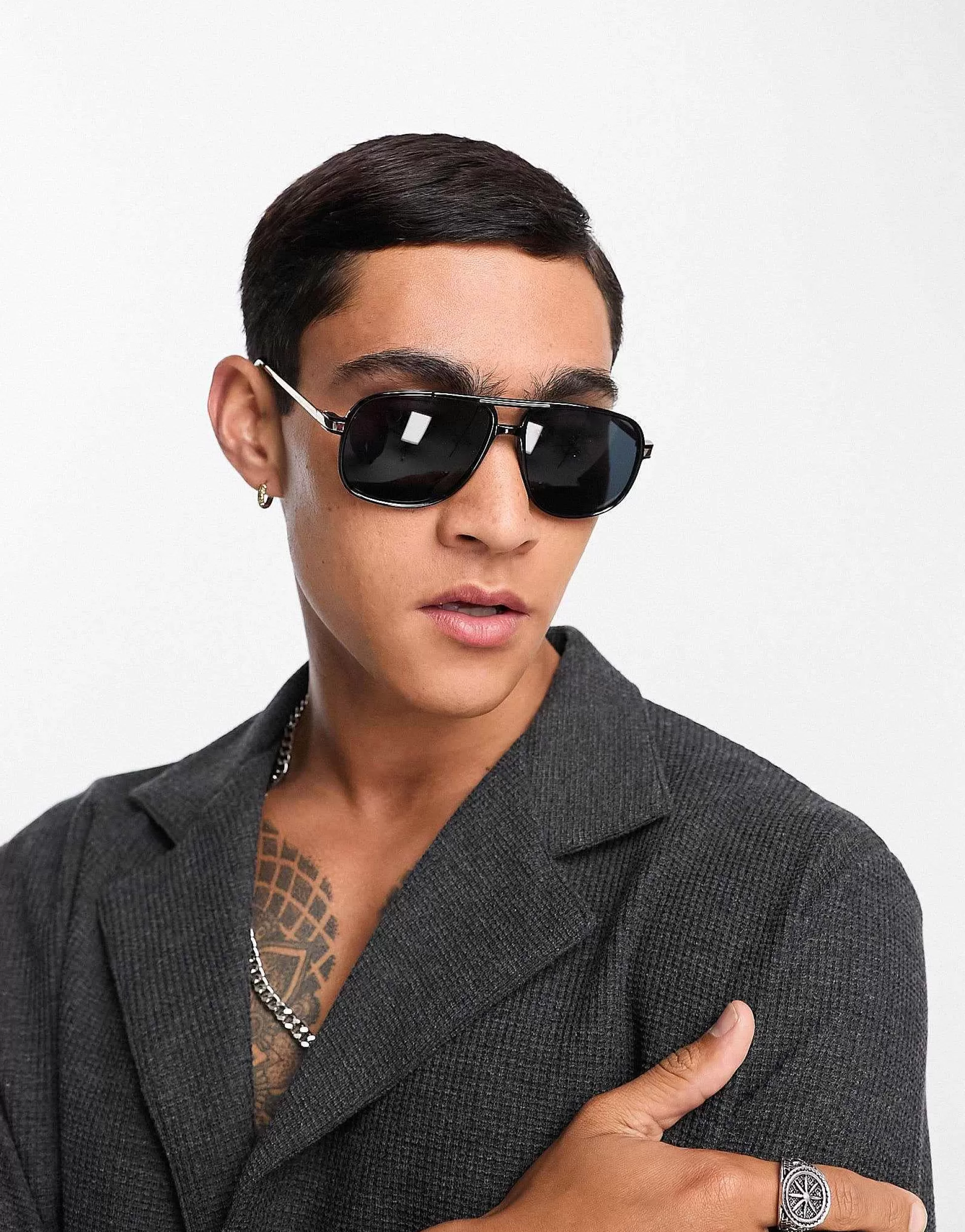 Men DESIGN 70'S Aviator Sunglasses With Smoke Lens And Gold Detail Frame In