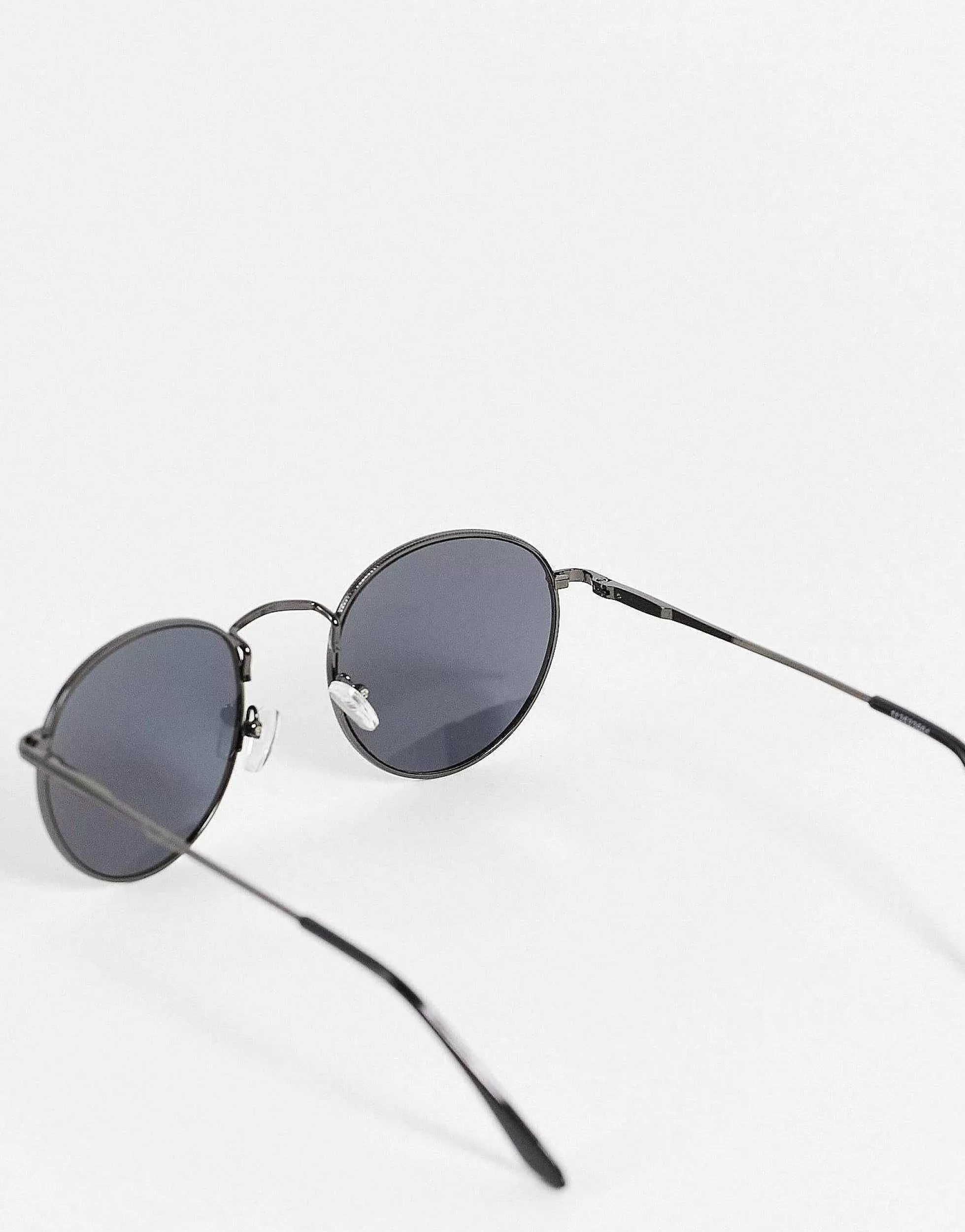 Men DESIGN 90S Round Metal Sunglasses With Smoke Lens In Gunmetal
