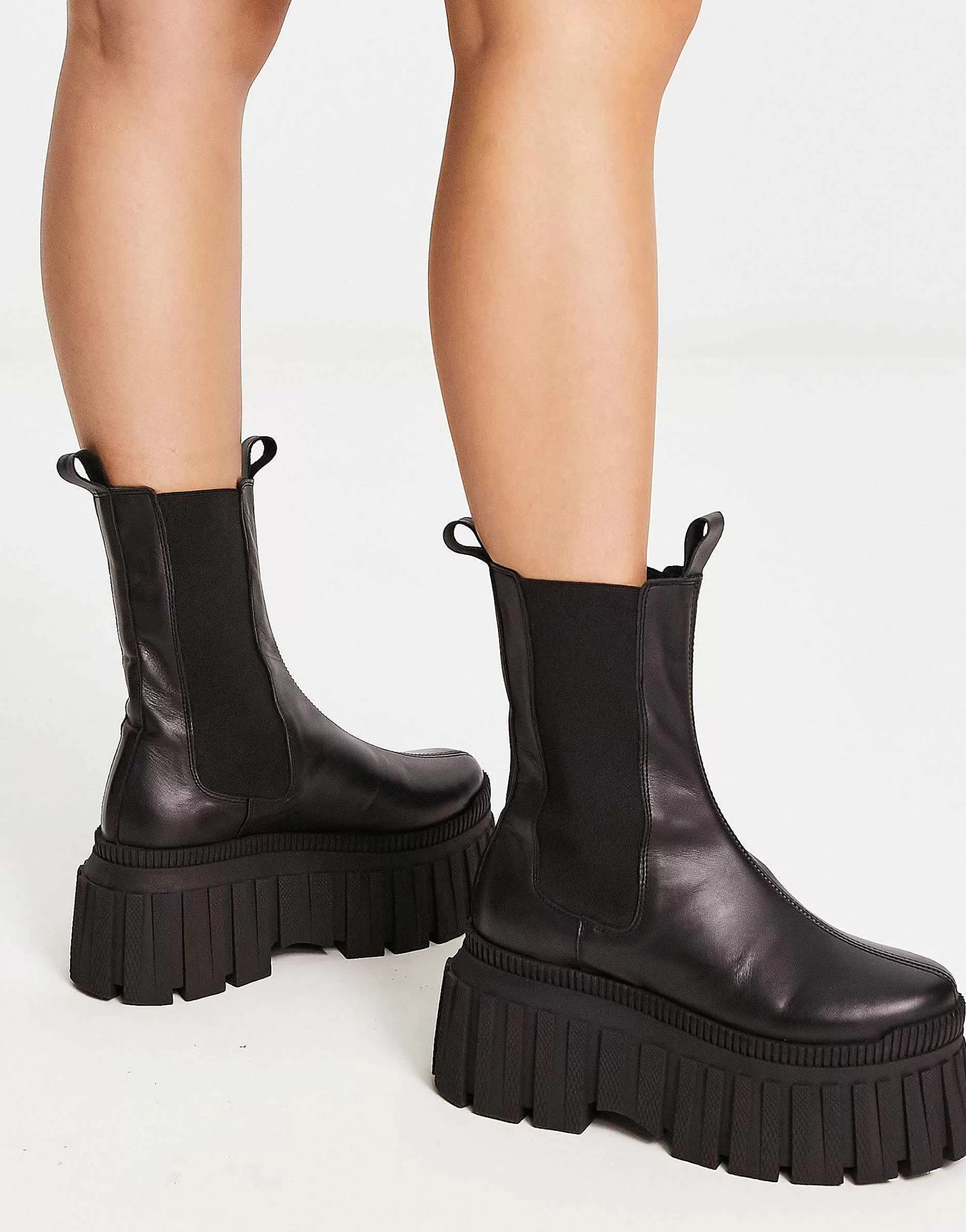 Women DESIGN Arlo Premium Leather Chunky Chelsea Boots In Black