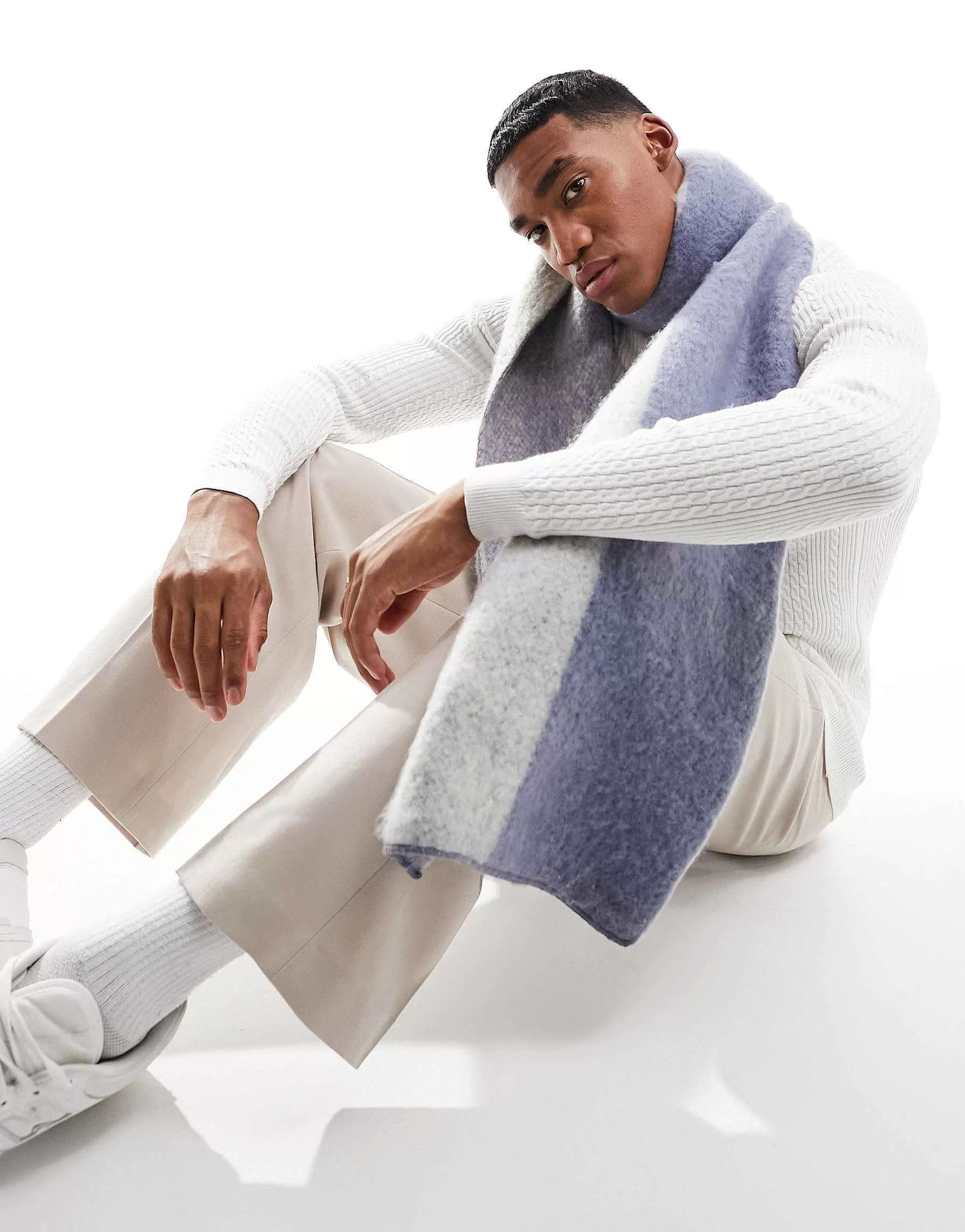Men DESIGN Blanket Scarf In Two Tone Blue