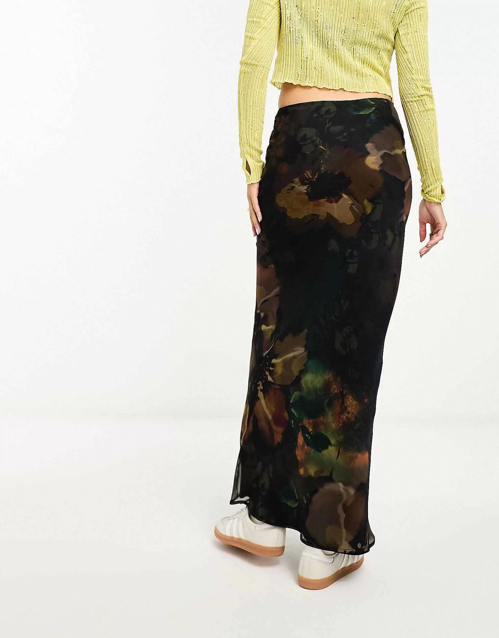 Women DESIGN Chiffon Bias Maxi Skirt In Large Scale Dark