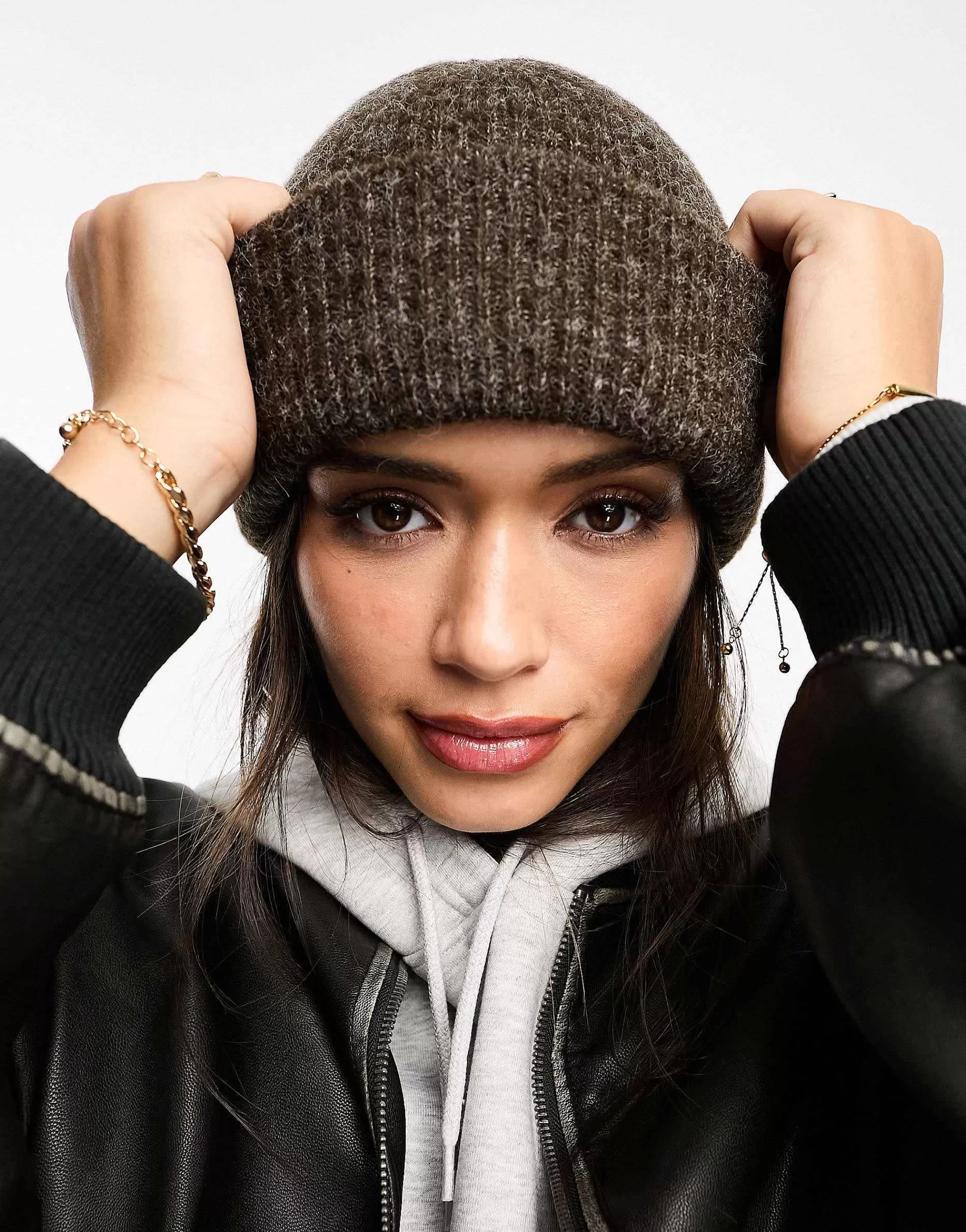 Women DESIGN Chunky Double Roll Beanie In Chocolate