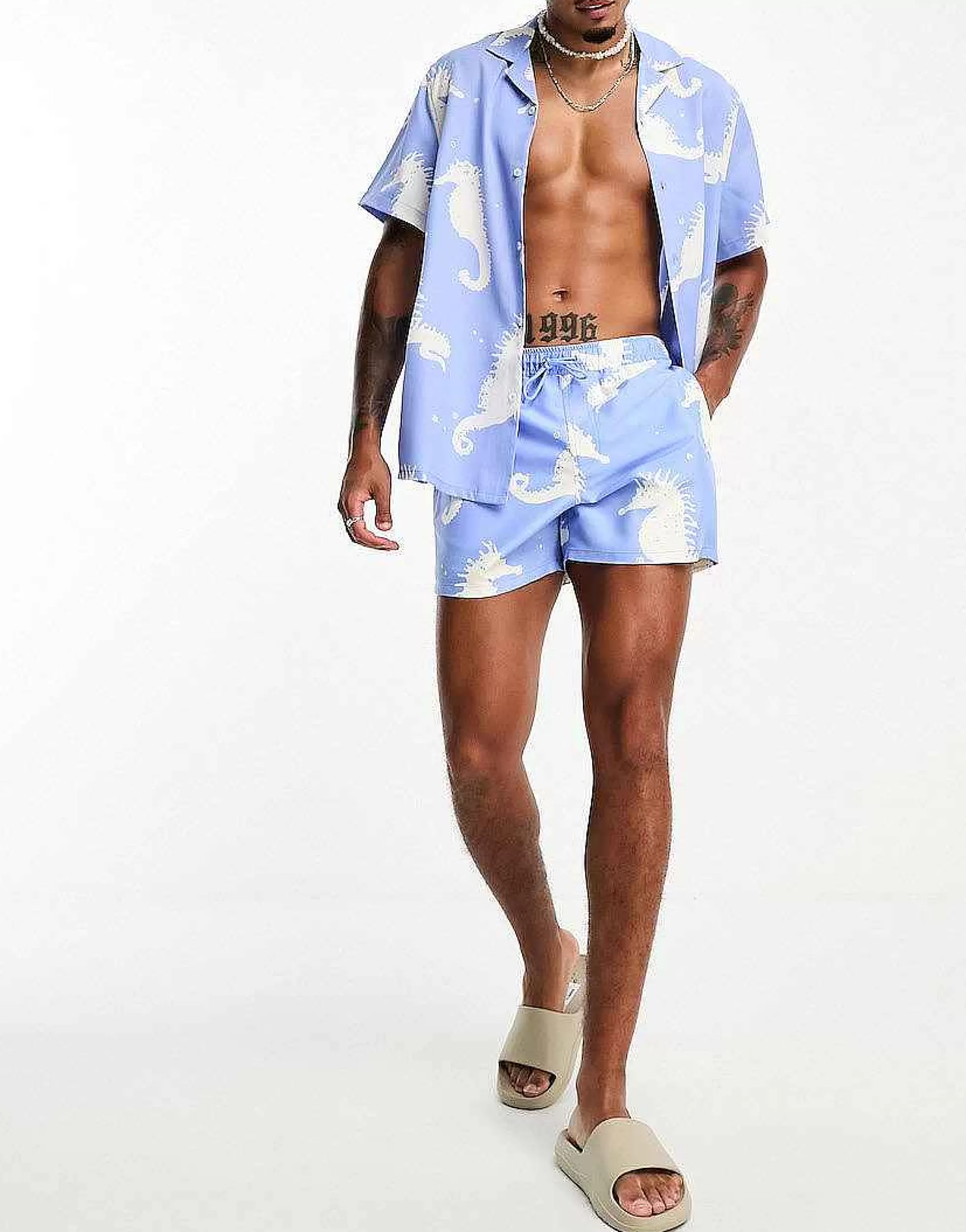 Men DESIGN Co-Ord In Seahorse Print