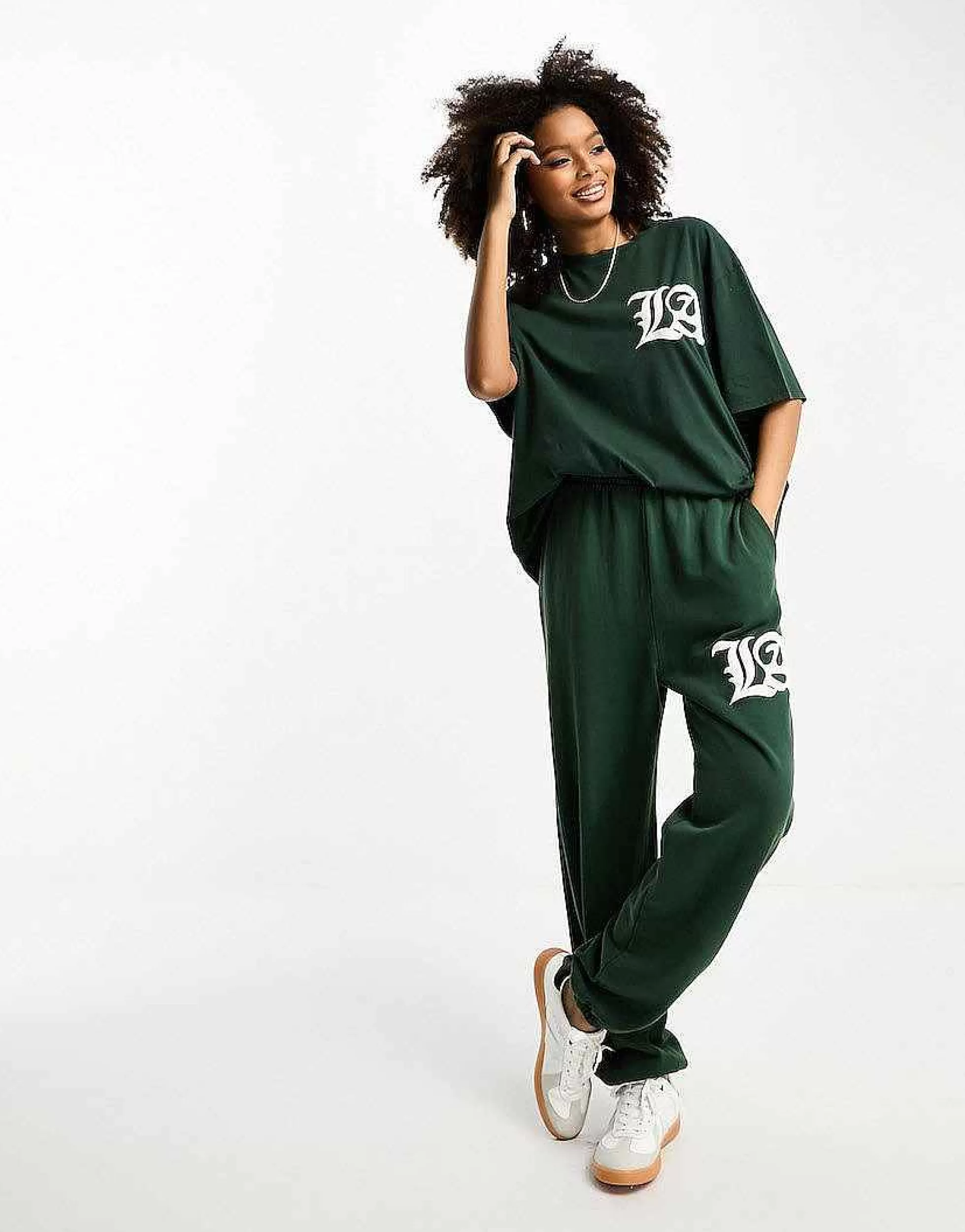 Women DESIGN Co-Ord With La Graphic In Washed Green