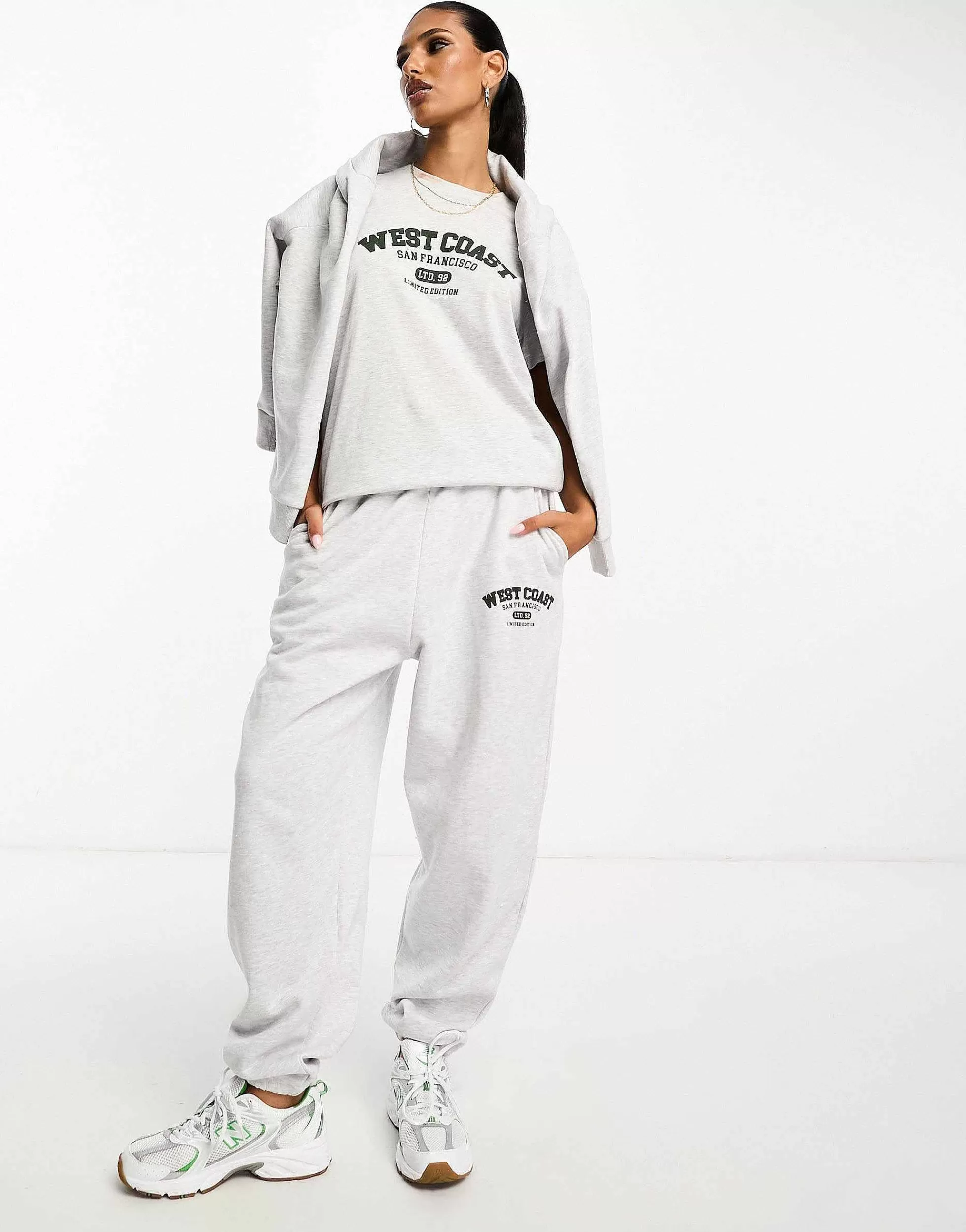 Women DESIGN Co-Ord With West Coast Graphic In Ice Marl