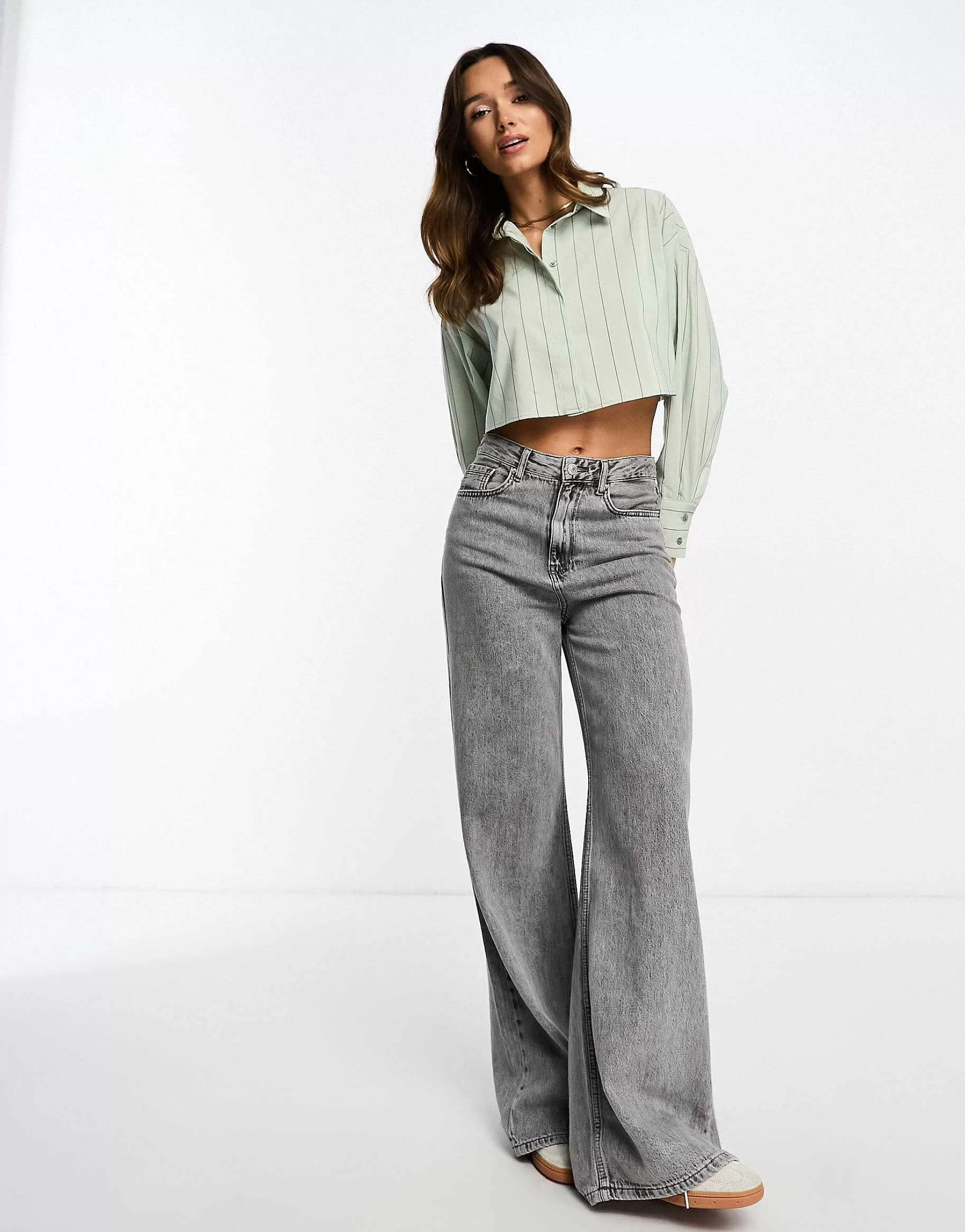 Women DESIGN Cropped Shirt In Olive And Black Pinstripe