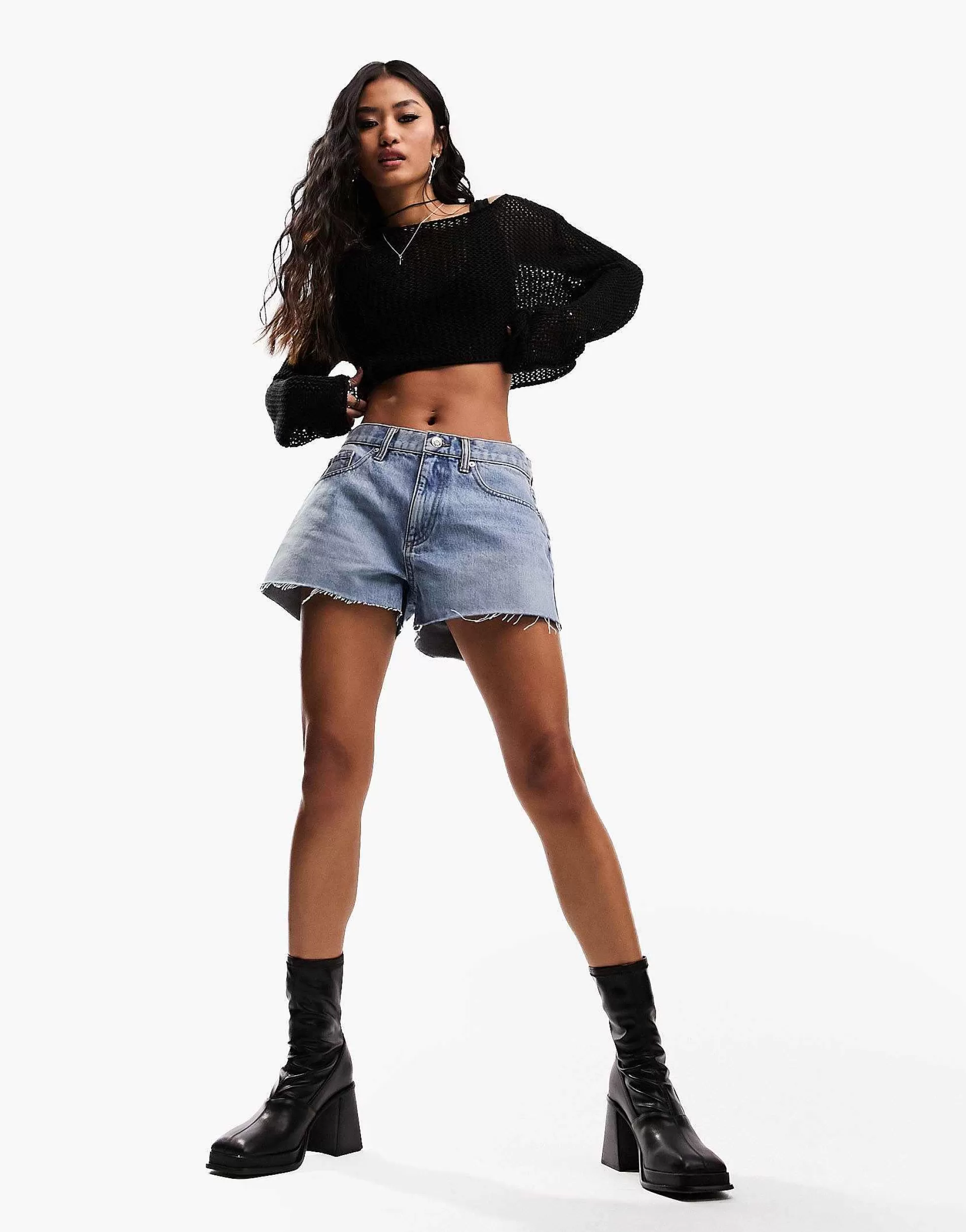 Women DESIGN Denim 'Relaxed' Short In Midwash