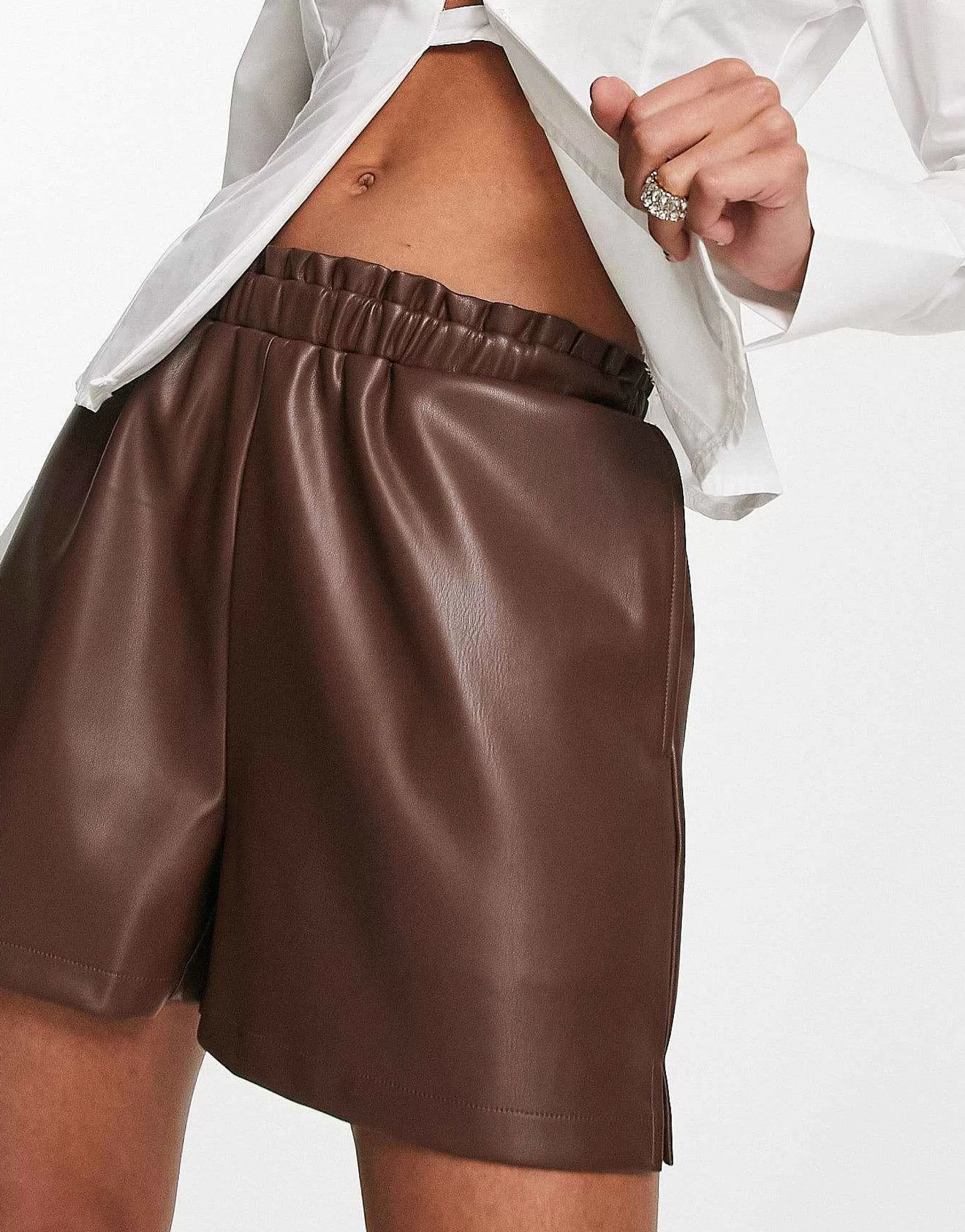 Women DESIGN Faux Leather Paperbag Short In