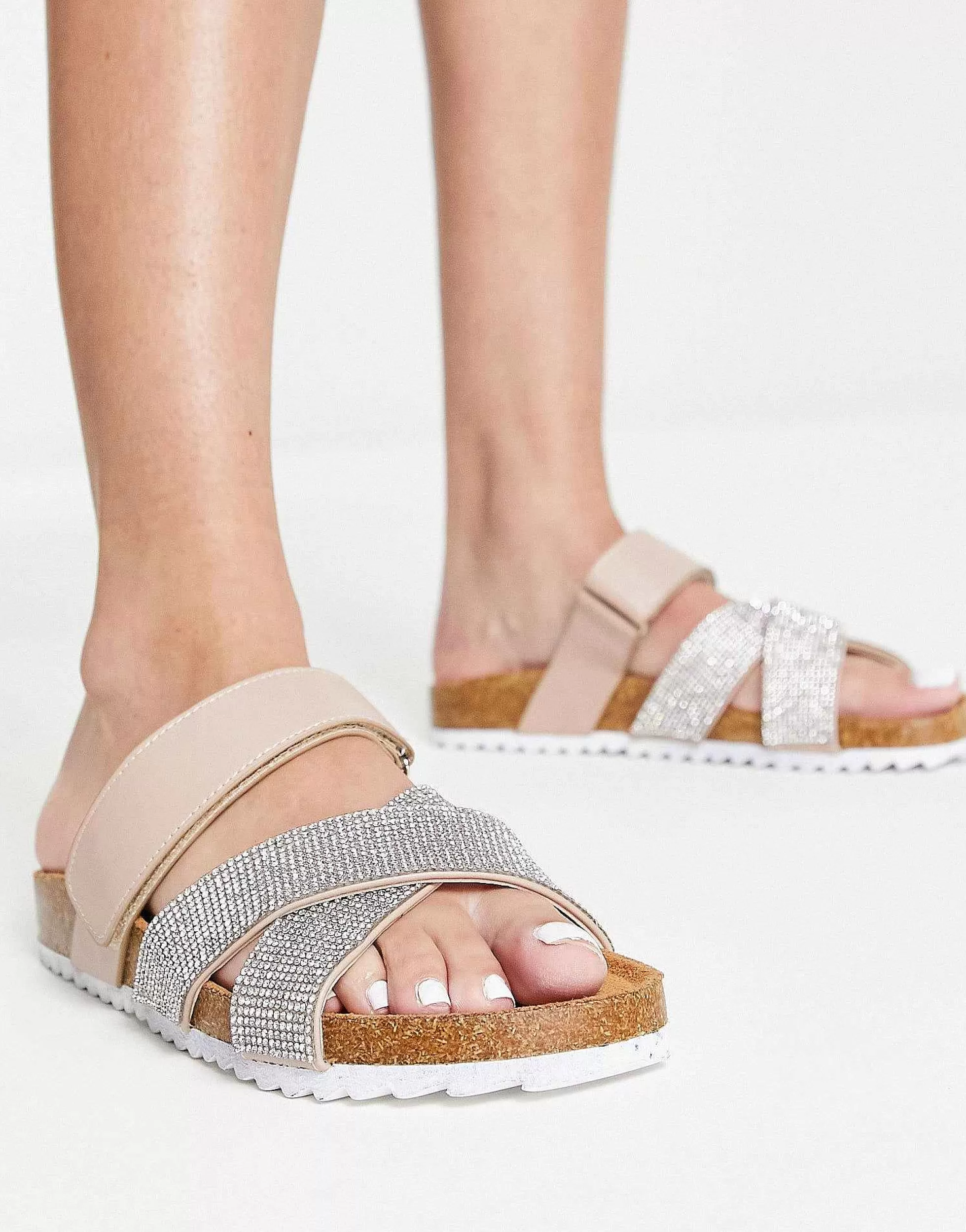 Women DESIGN Fiery Cross Strap Flat Sandals With Diamante In Pink