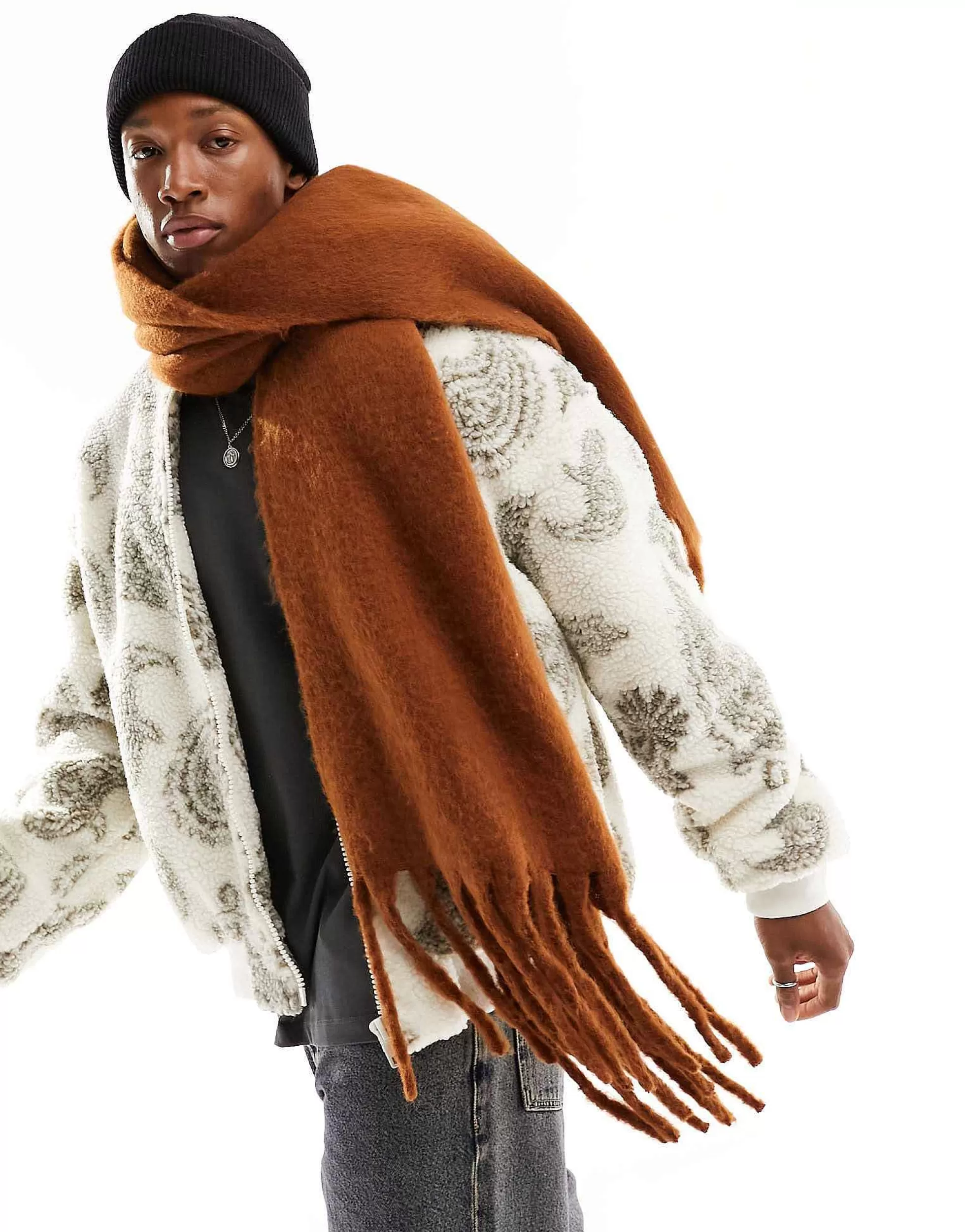 Men DESIGN Fluffy Blanket Scarf In Brown