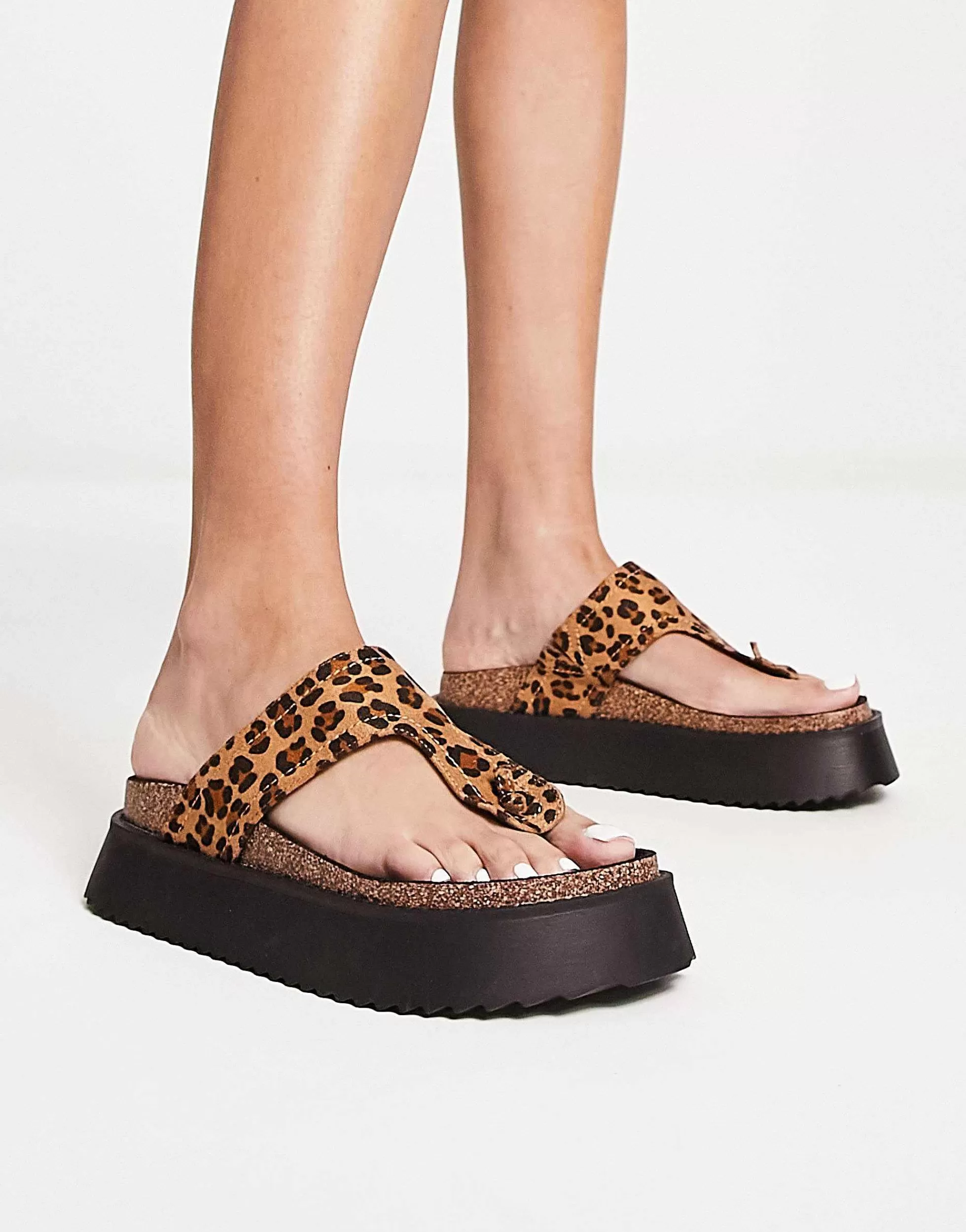 Women DESIGN Freefall Toe Post Footbed In