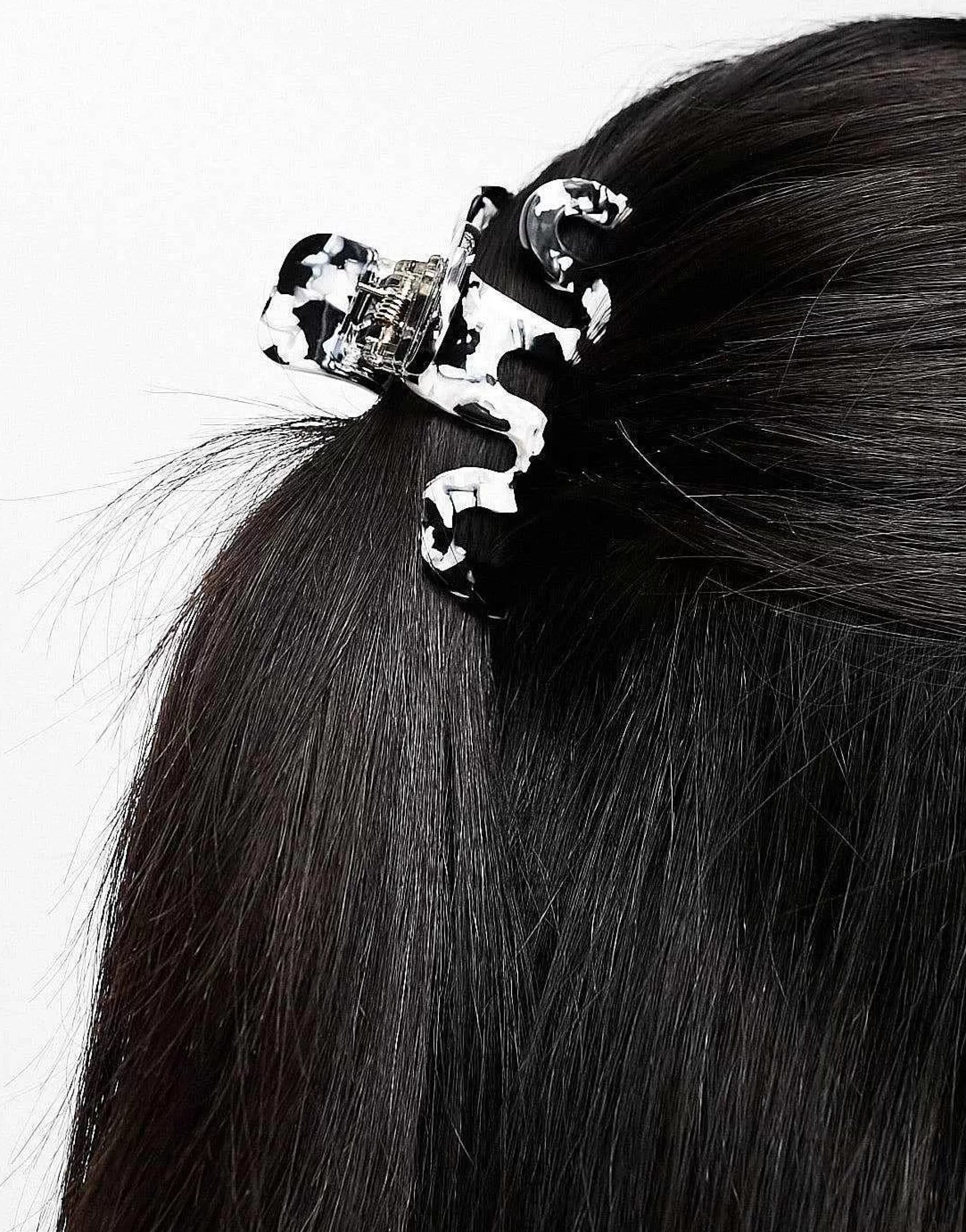 Women DESIGN Hair Clip Claw In Mono Resin