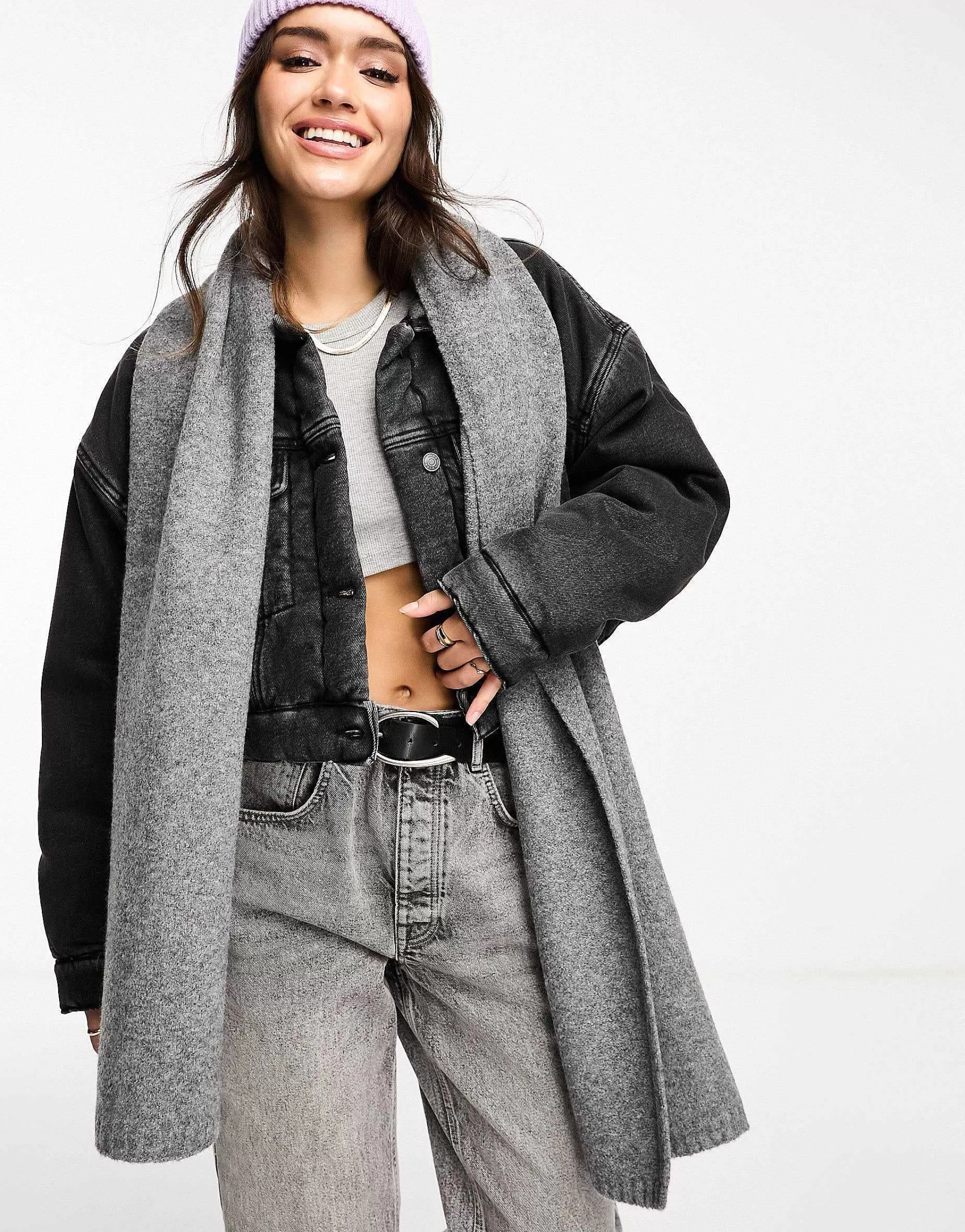 Women DESIGN Knit Scarf In Wool Mix In Grey