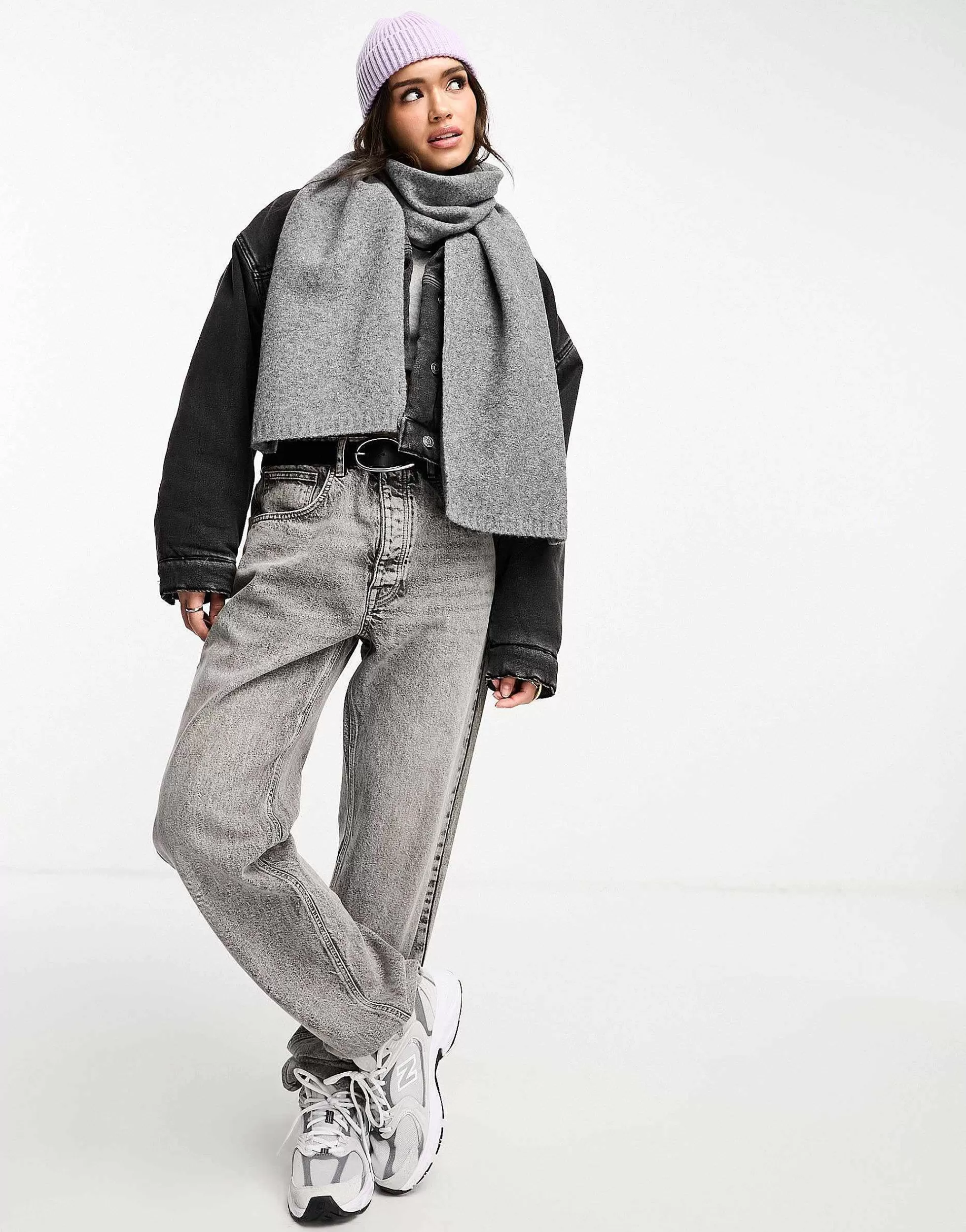 Women DESIGN Knit Scarf In Wool Mix In Grey