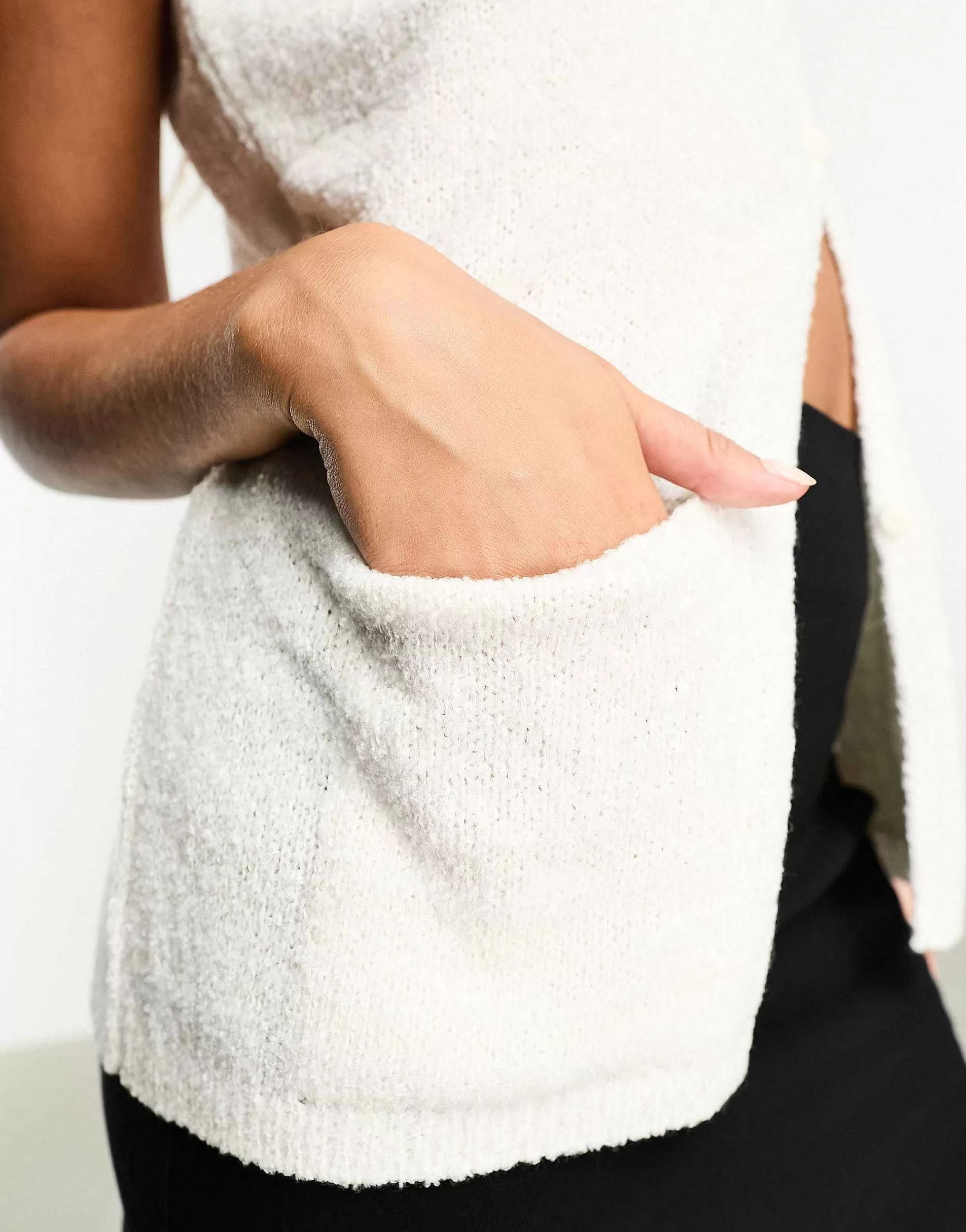 Women DESIGN Knitted Waistcoat With Pockets In