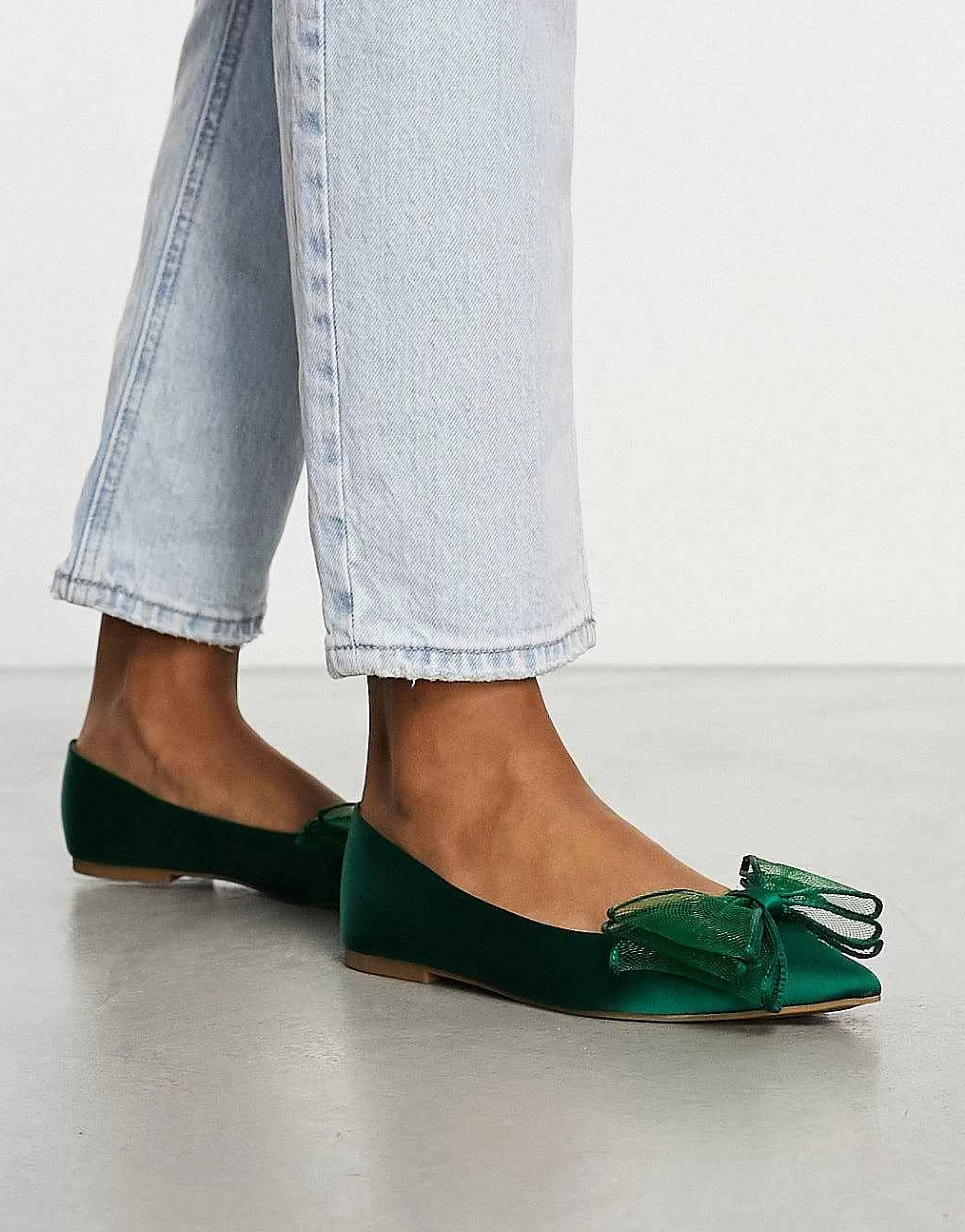 Women DESIGN Lila Bow Ballet In