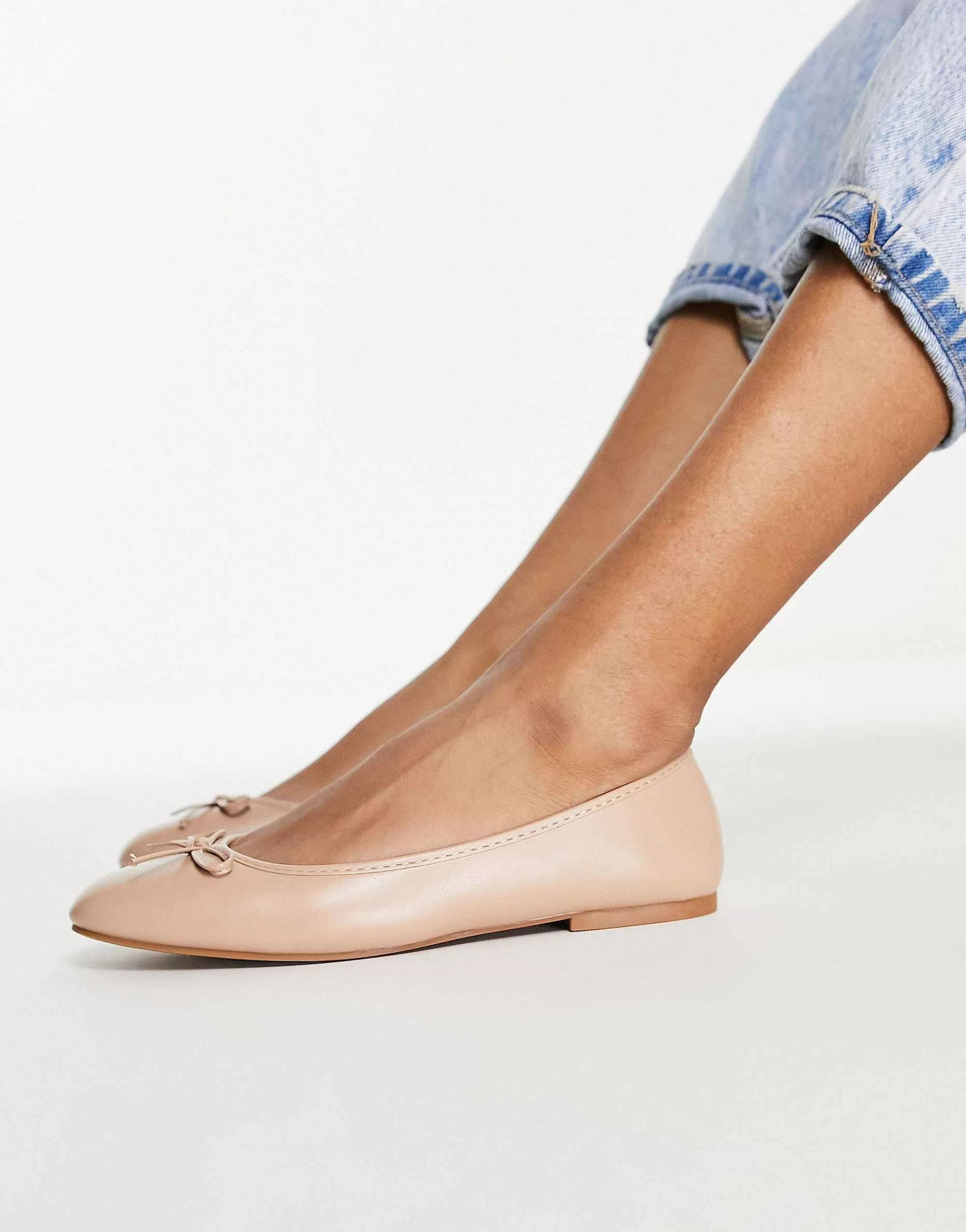 Women DESIGN Locus Round Ballet Flats In