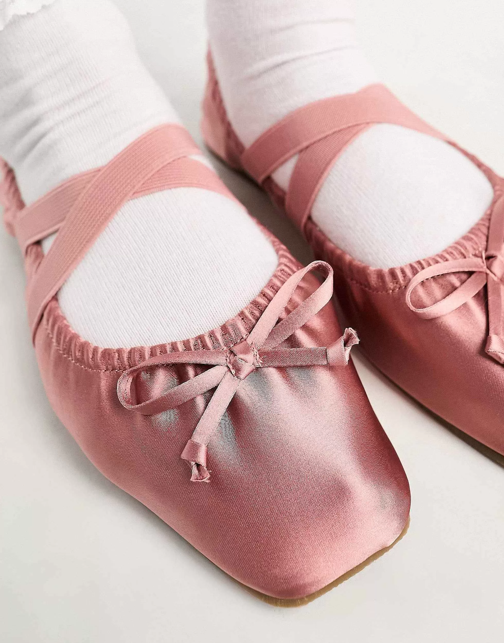 Women DESIGN Los Angeles Ruched Ballet With Elastic Strap In Rose