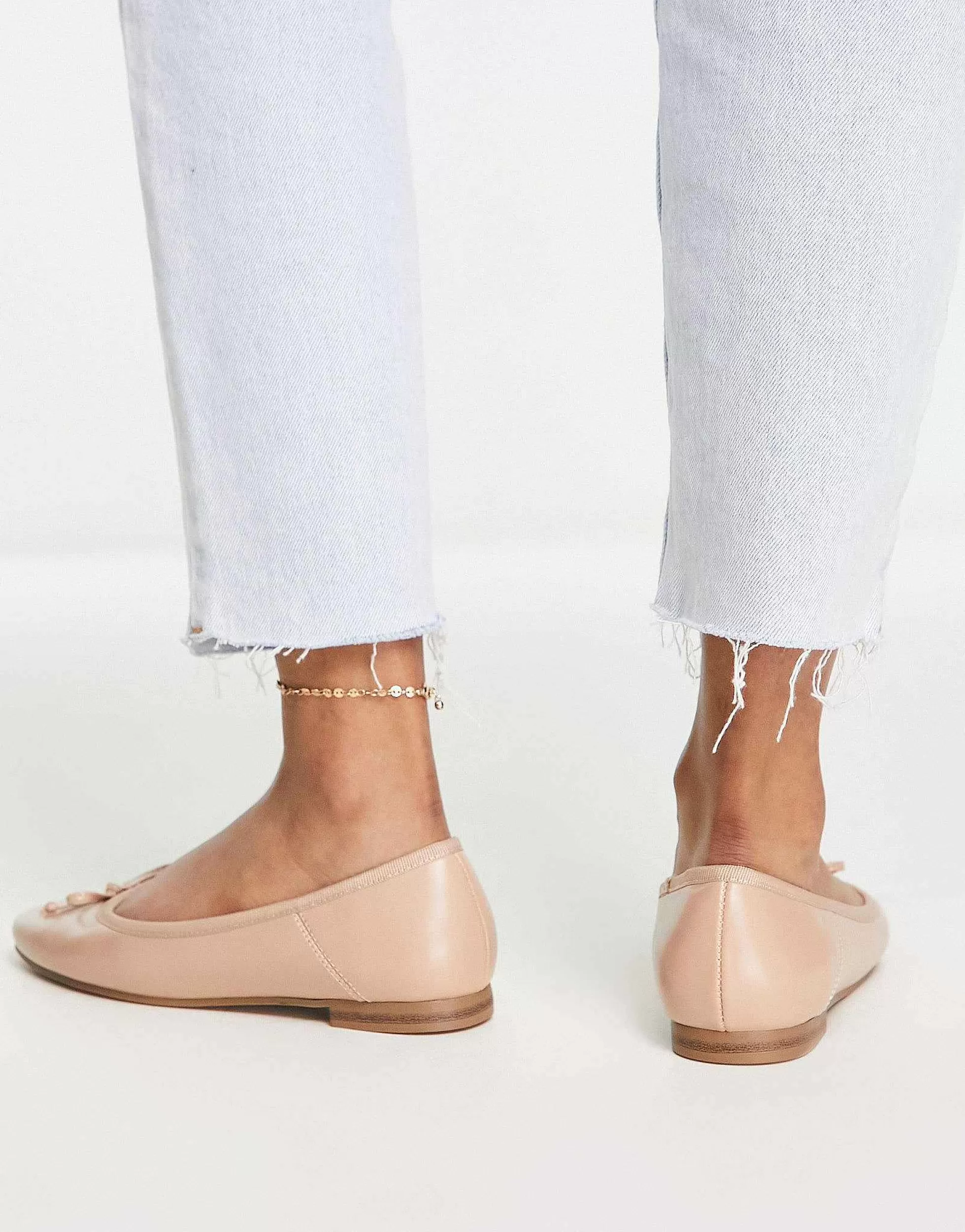 Women DESIGN Lullaby Bow Ballet In