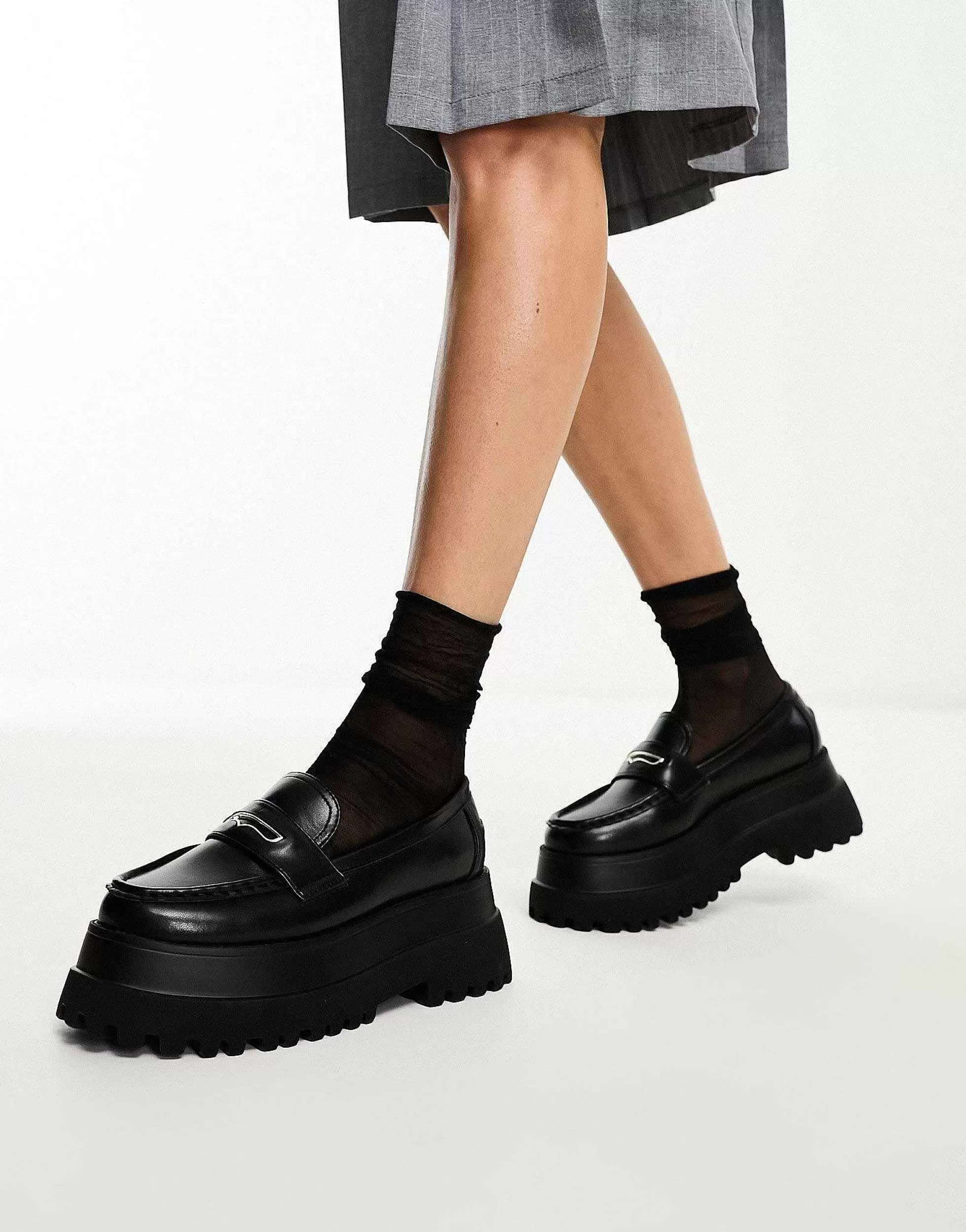 Women DESIGN Maverick Super Chunky Metal Trim Loafer In