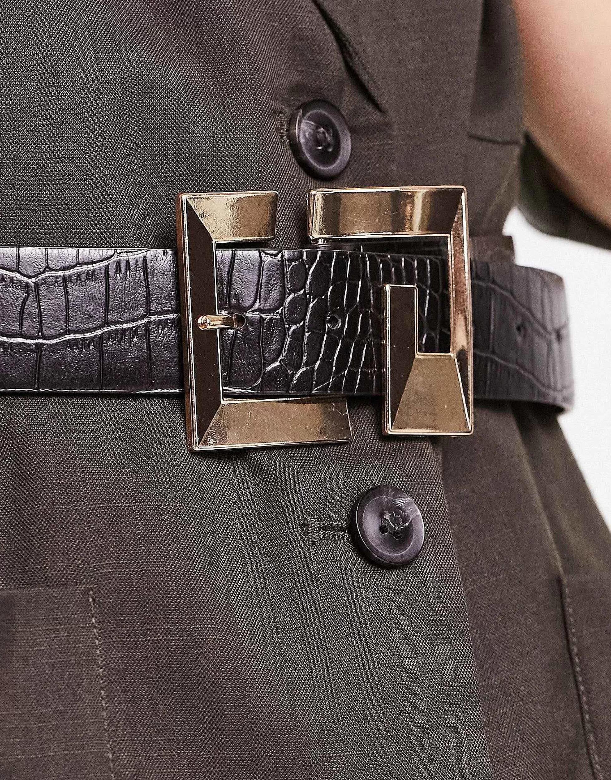 Women DESIGN Monogram Buckle Croc Belt In