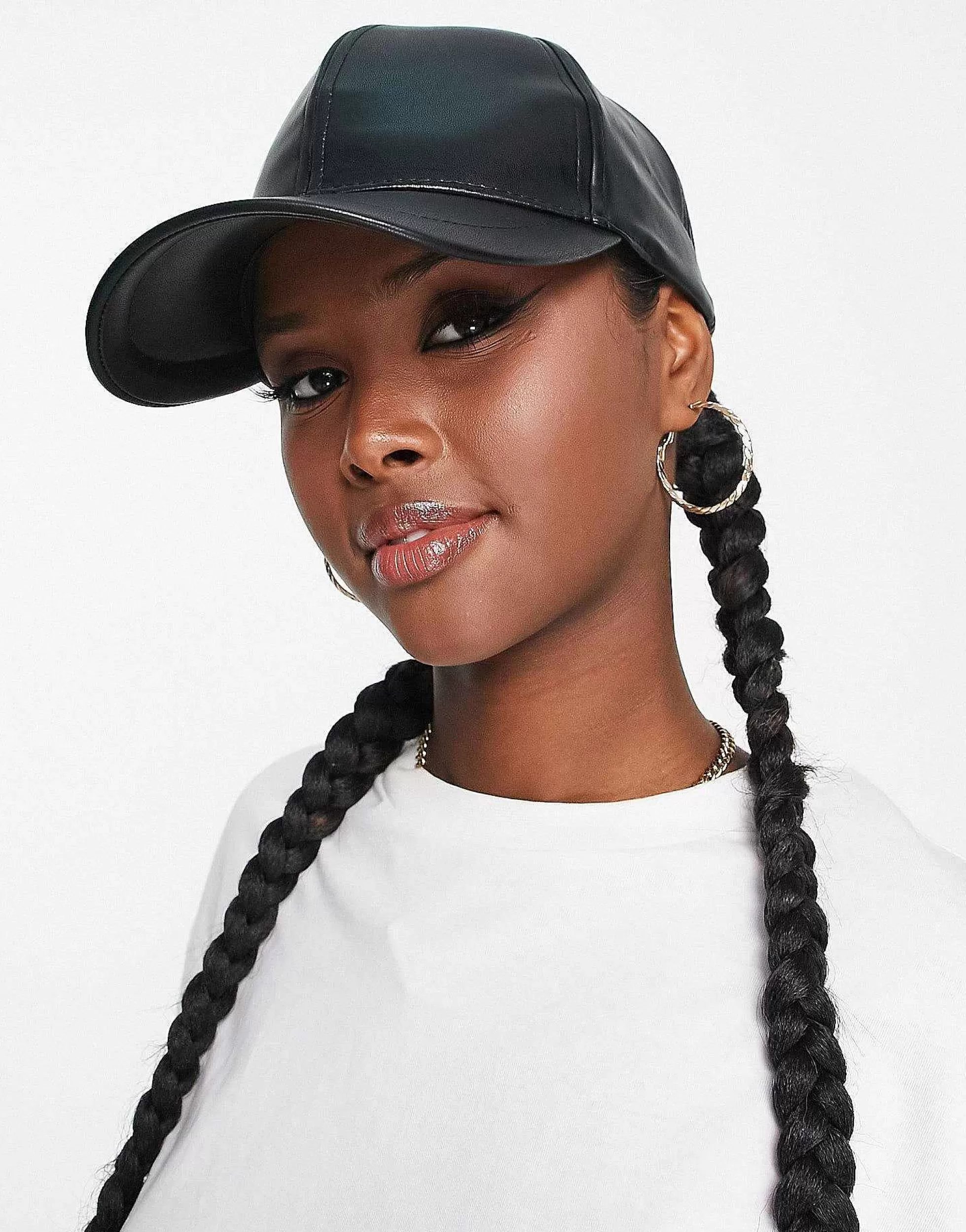 Women DESIGN Nappa Leather Look Cap In
