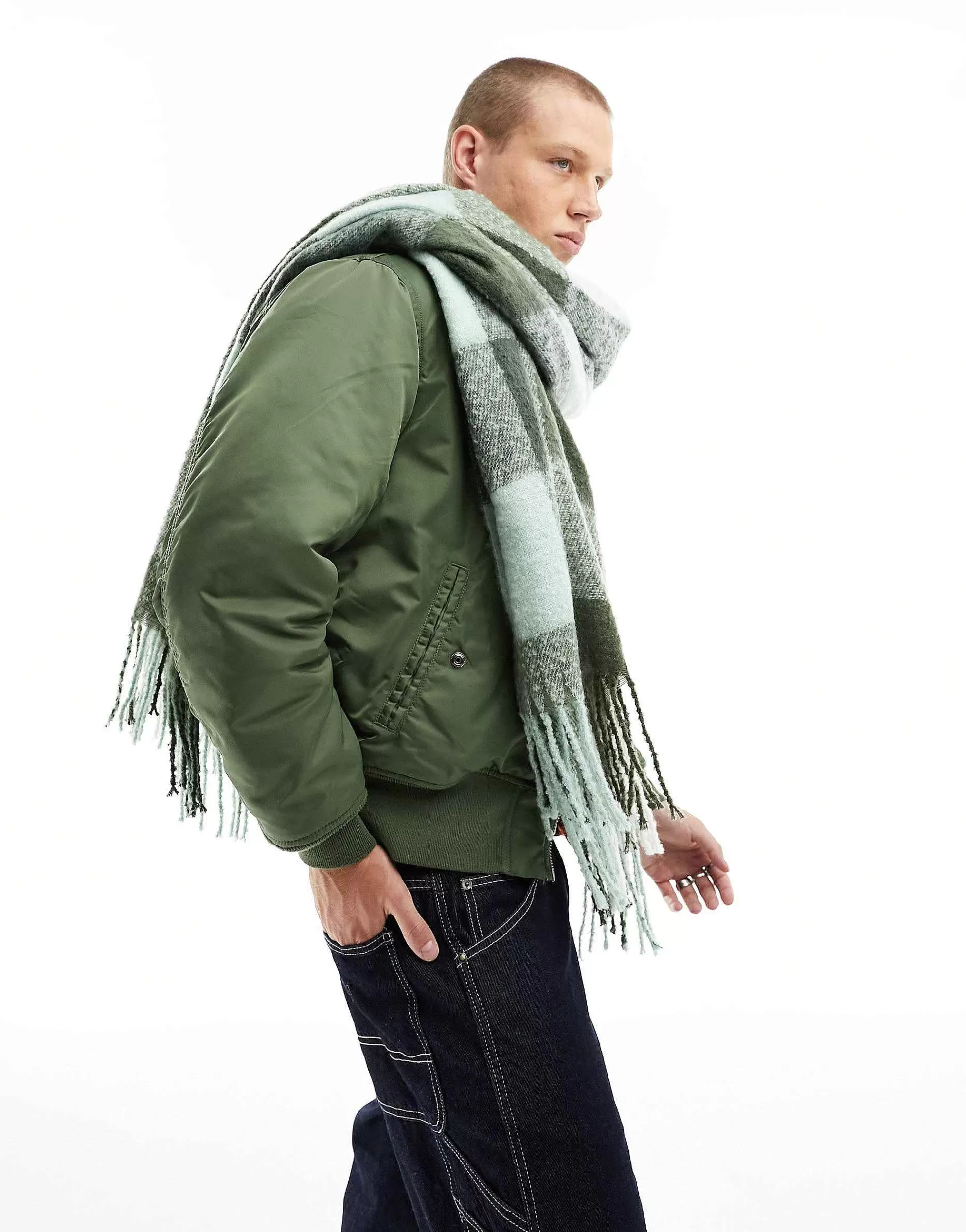 Men DESIGN Oversized Fluffy Scarf In Green Check