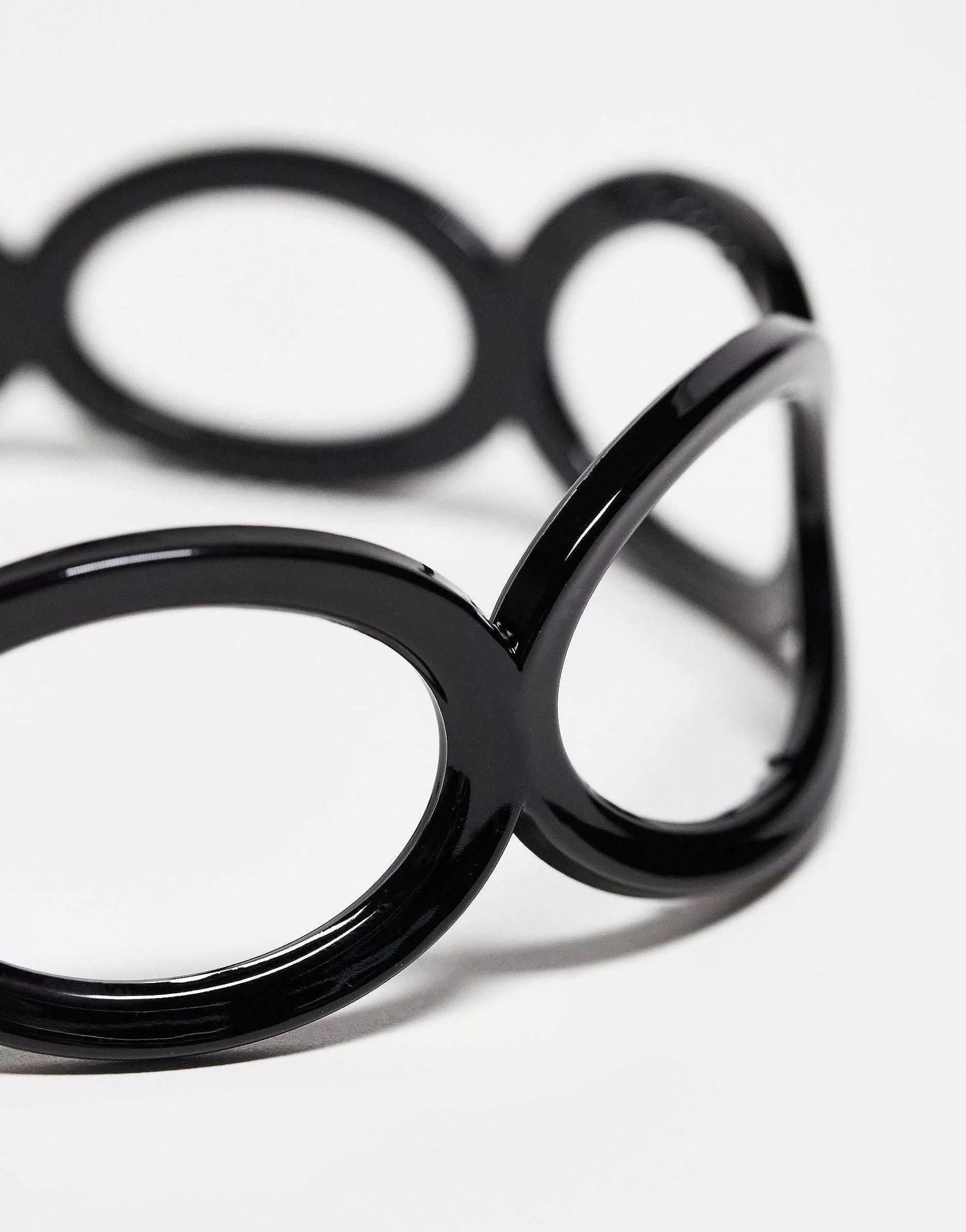 Women DESIGN Pack Of 2 Headband With Circle In Black And Tort