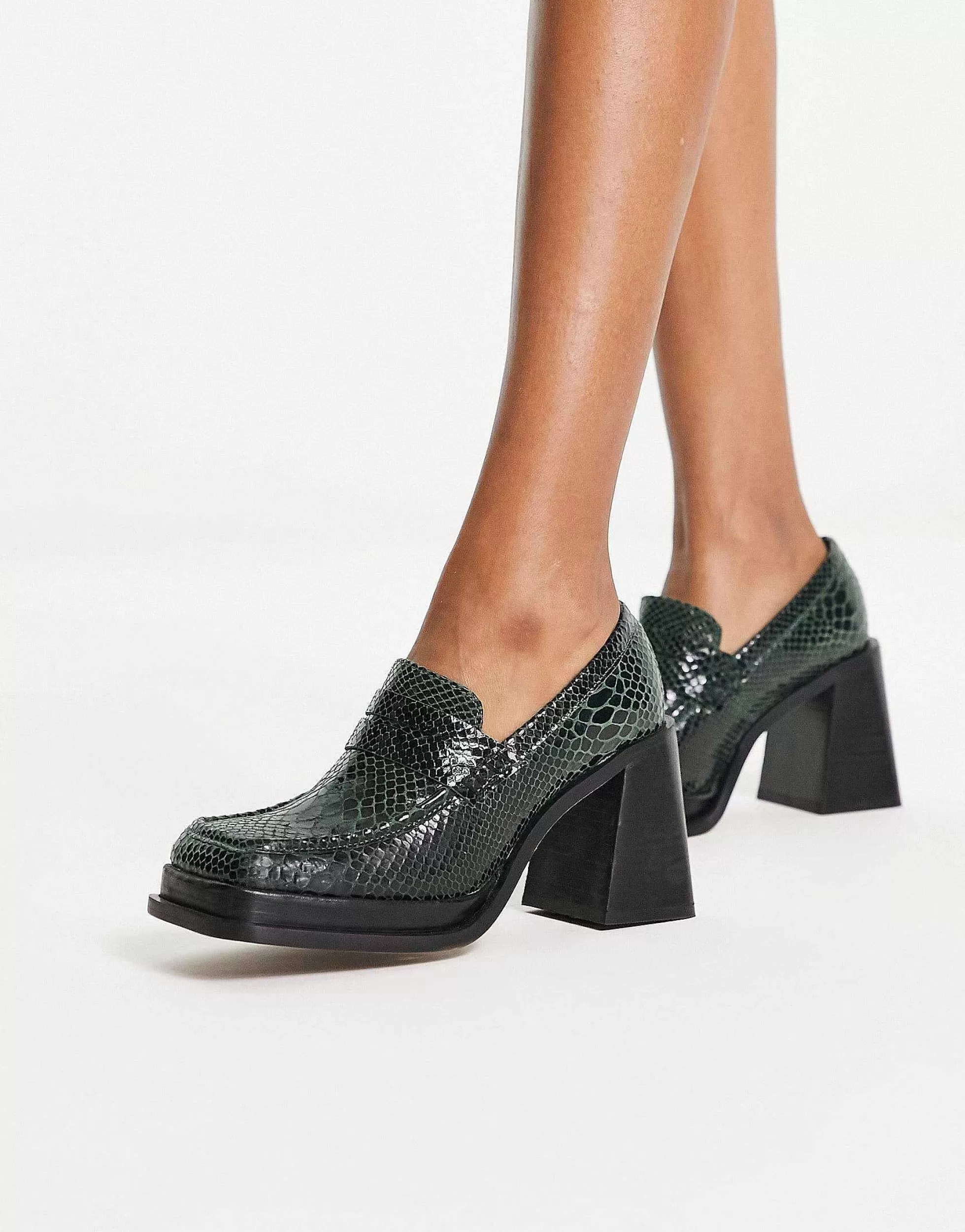 Women DESIGN Paterson Premium Leather Heeled Loafers In