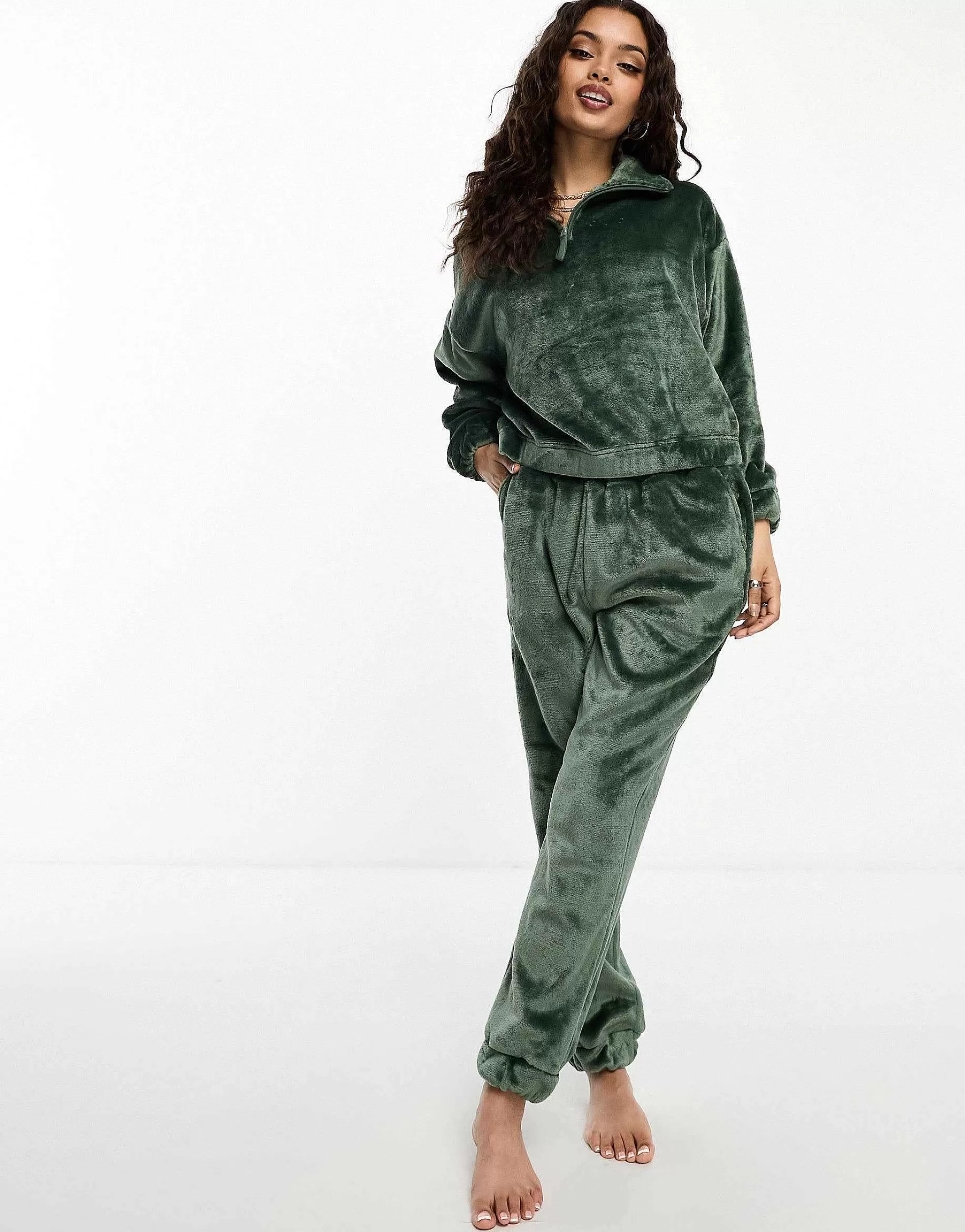 Women DESIGN Petite Lounge Super Soft Fleece Zip Up Sweat & Jogger Set In