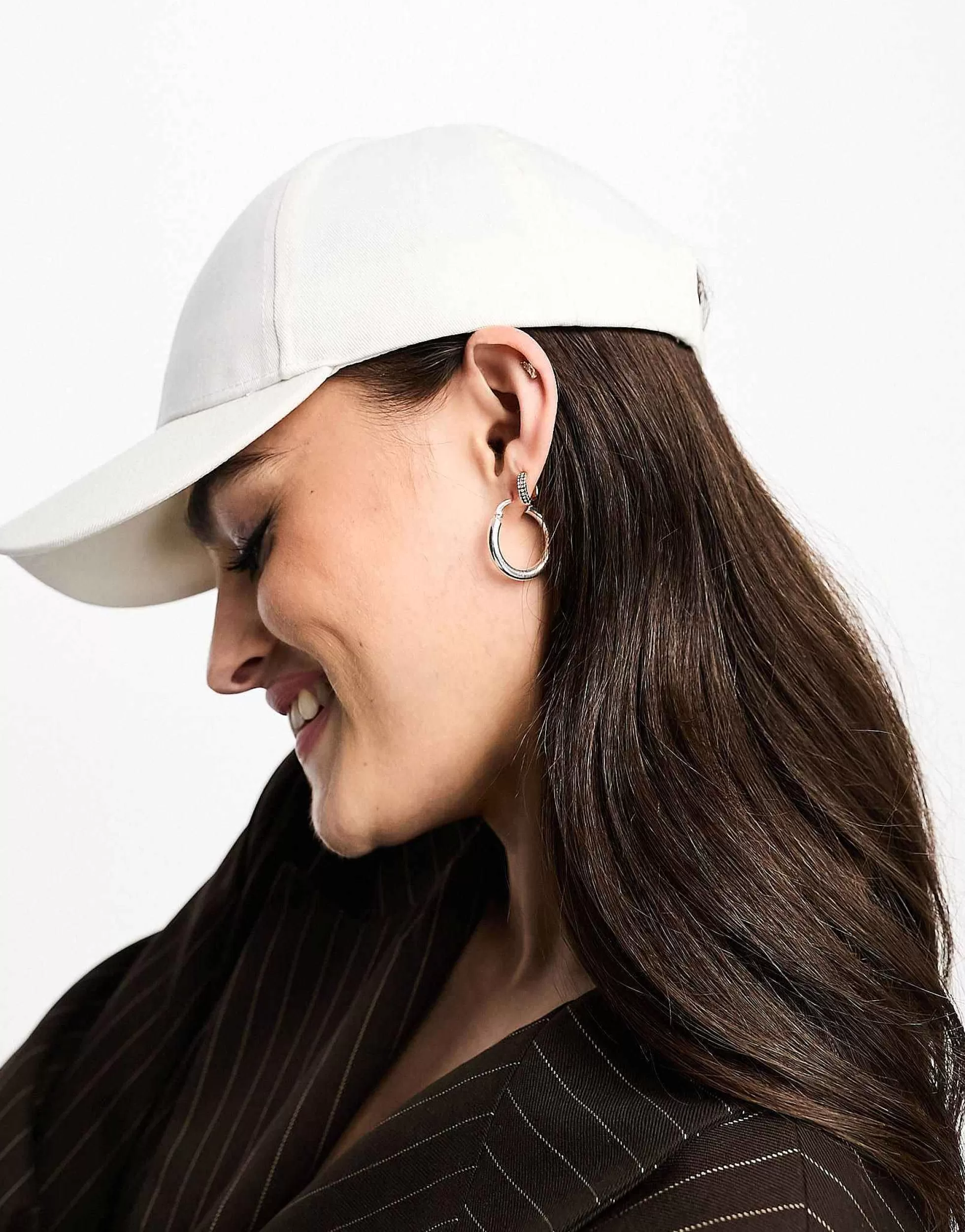 Women DESIGN Plain Cotton Cap In