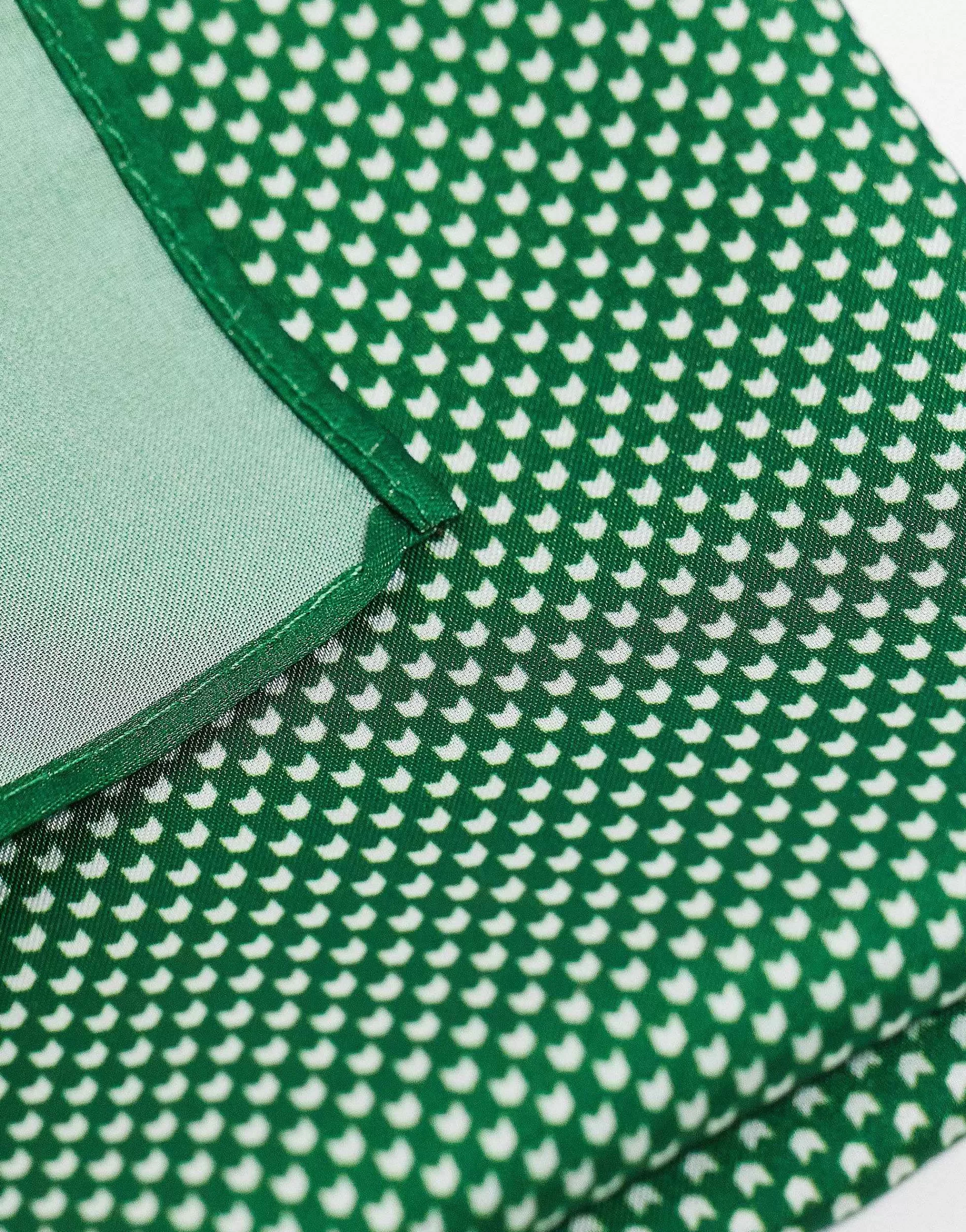 Men DESIGN Pocket Square In Forest Green Geo Print