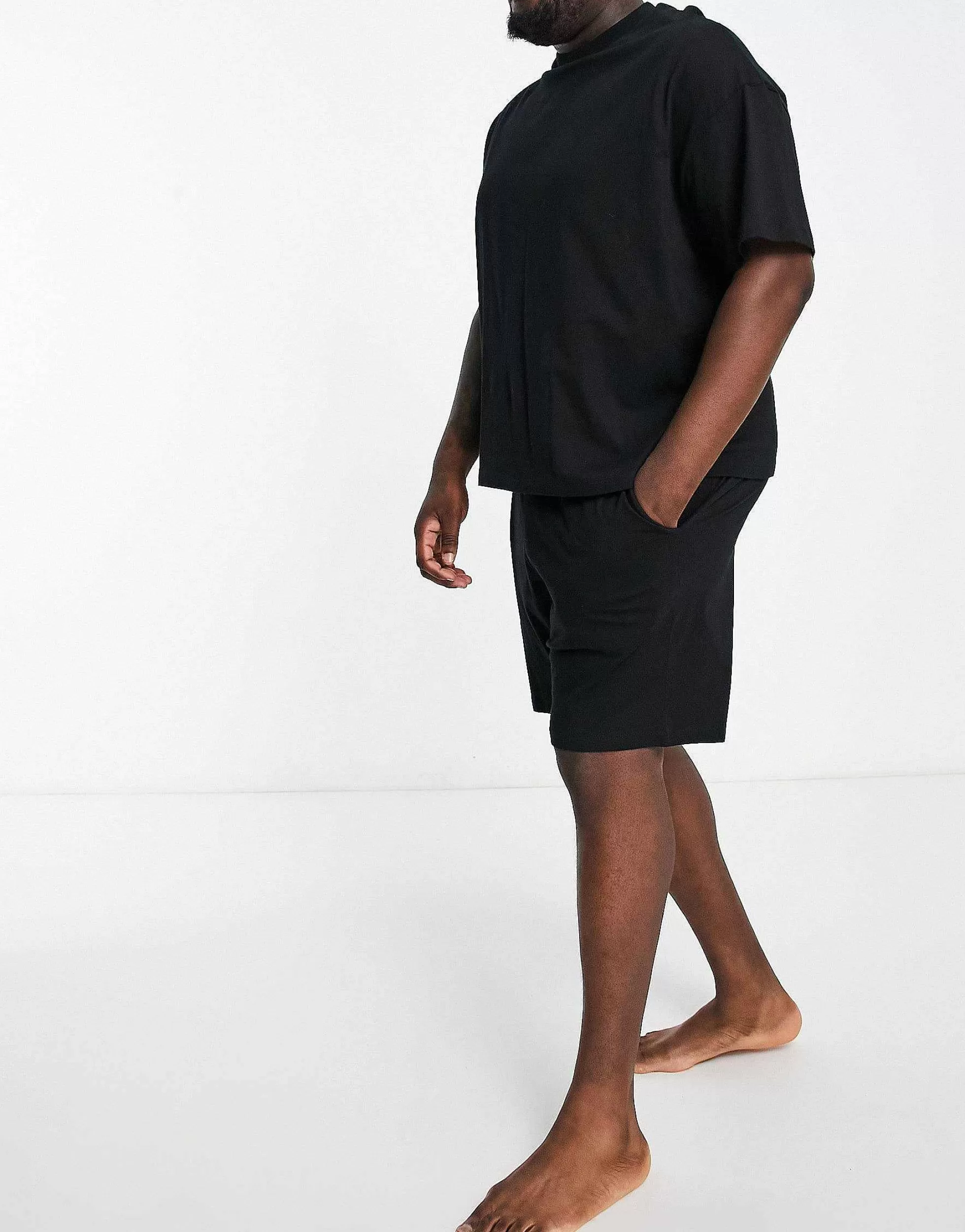 Men DESIGN Pyjama Set With Oversized T-Shirt And Shorts In Jersey In