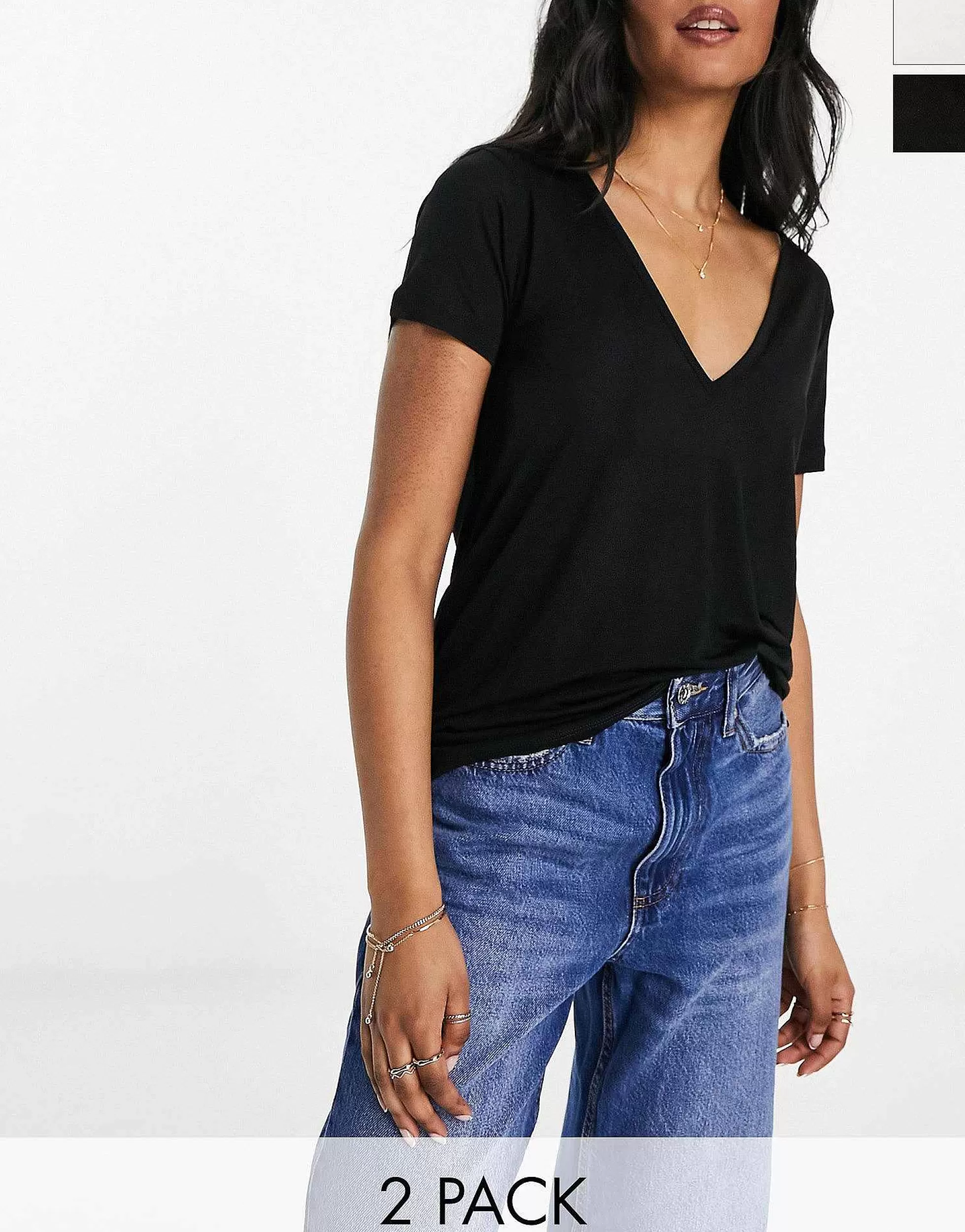 Women DESIGN Relaxed V Neck T-Shirt In 2 Pack In Black And White